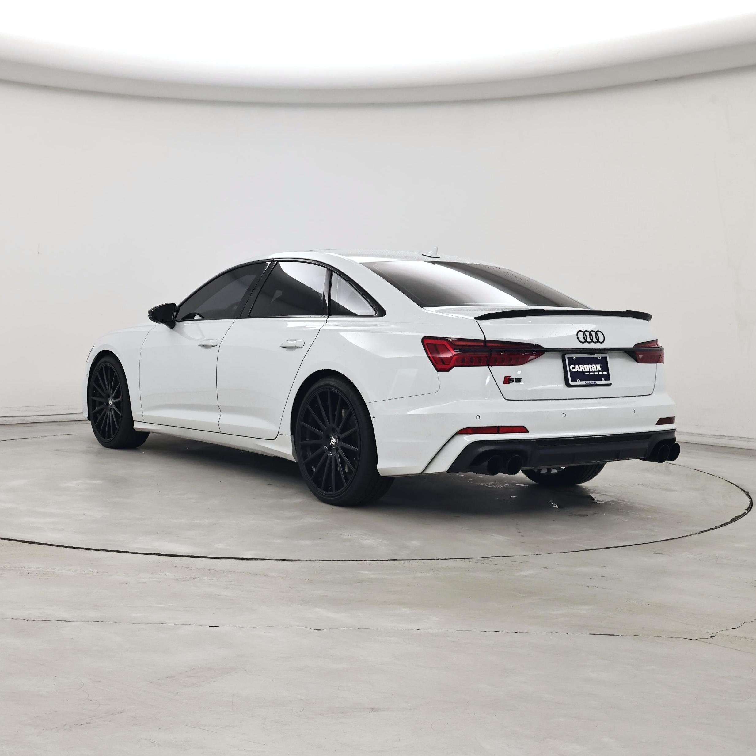 Thumbnail: 2022 Audi S6 - 2