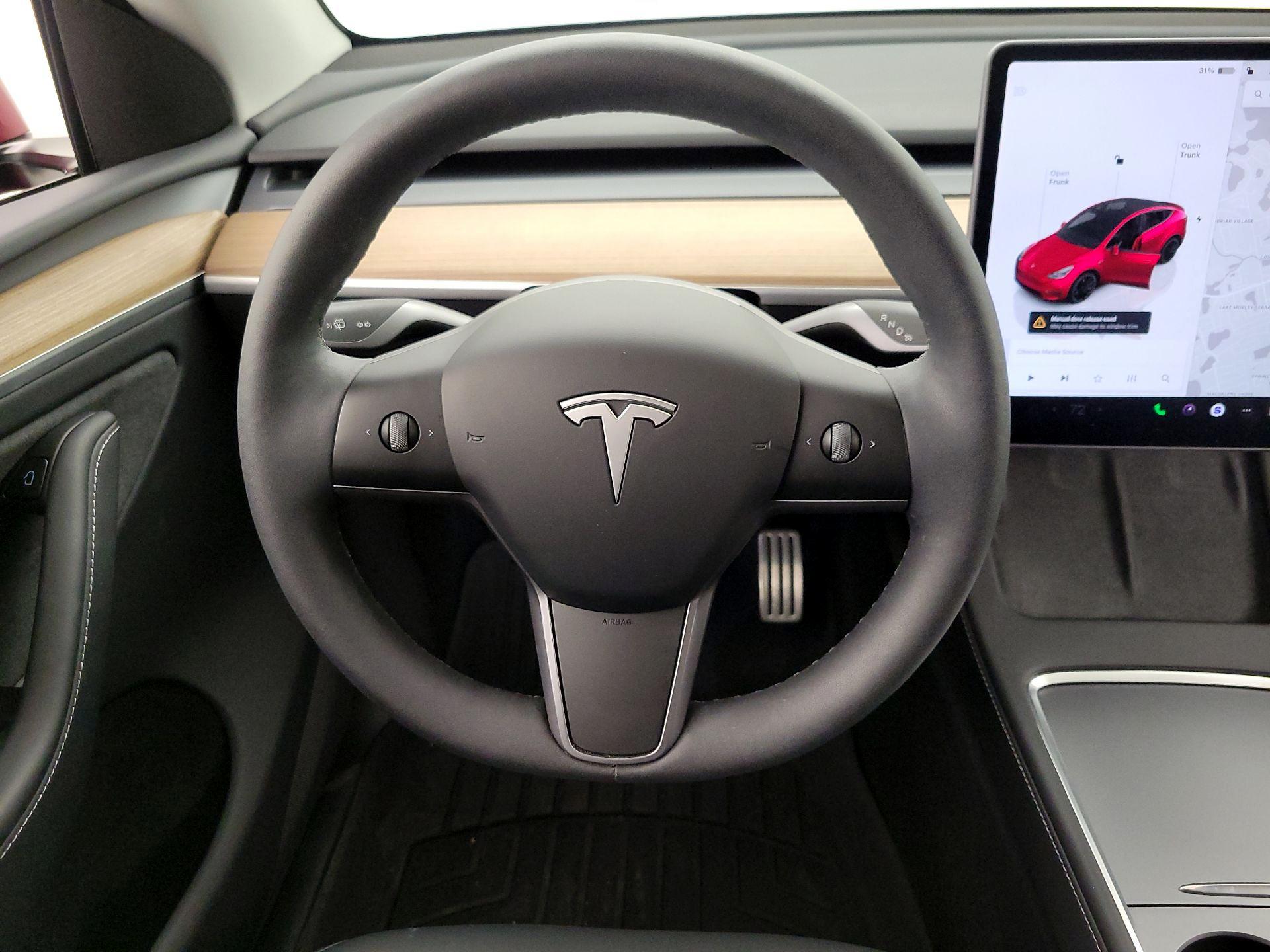 Thumbnail: 2025 Tesla Model Y - 10
