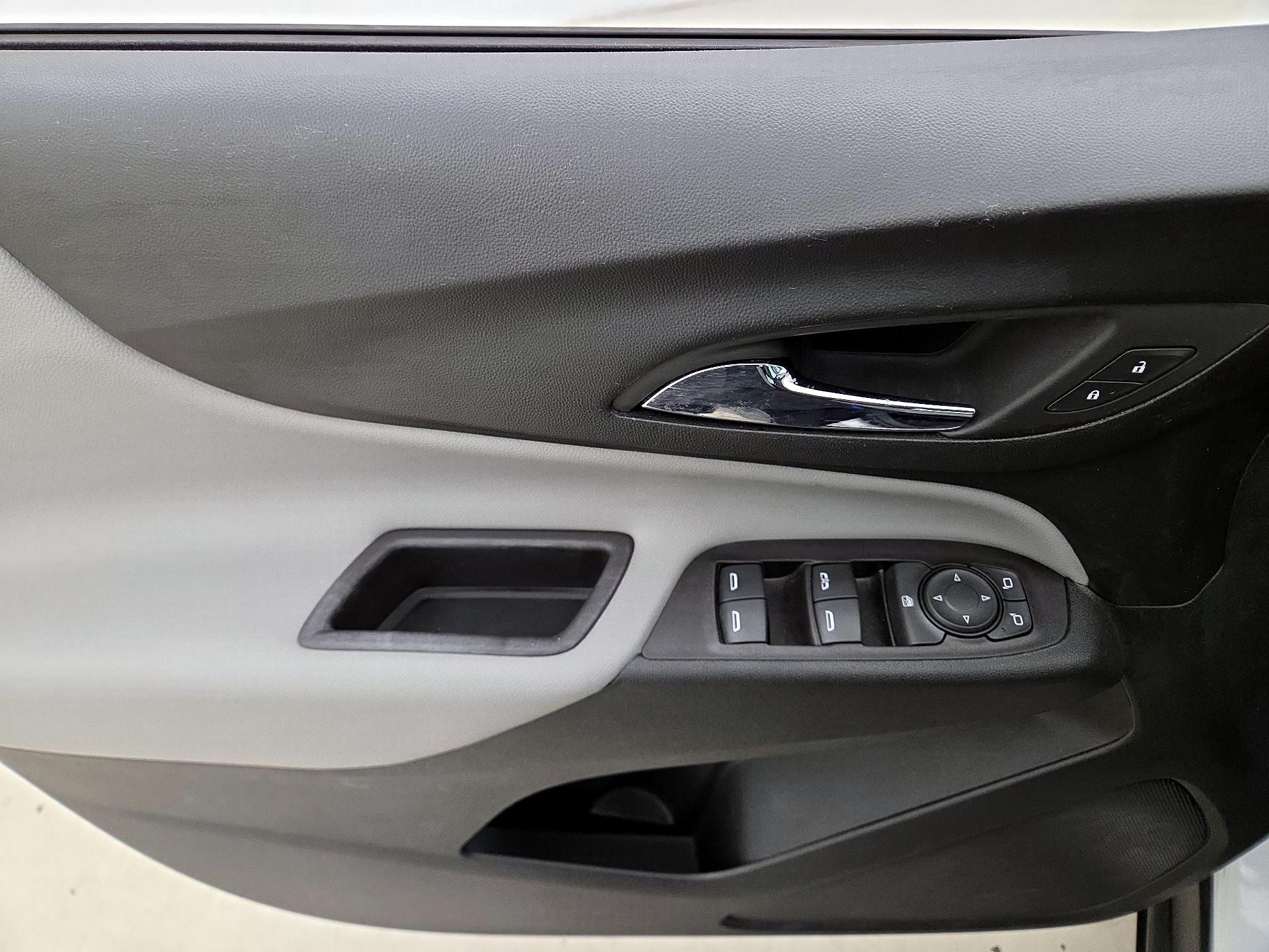 Thumbnail: 2020 Chevrolet Equinox - 12
