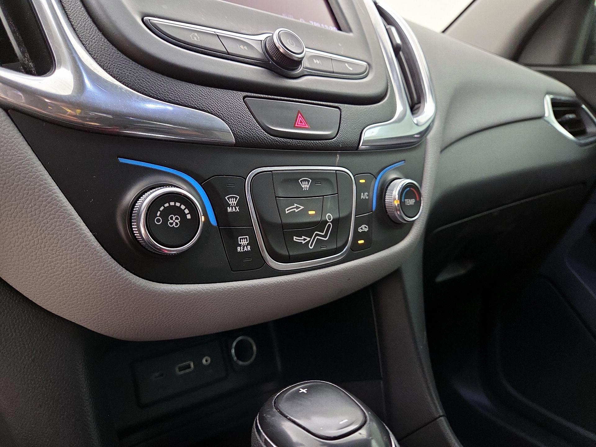 Thumbnail: 2020 Chevrolet Equinox - 16