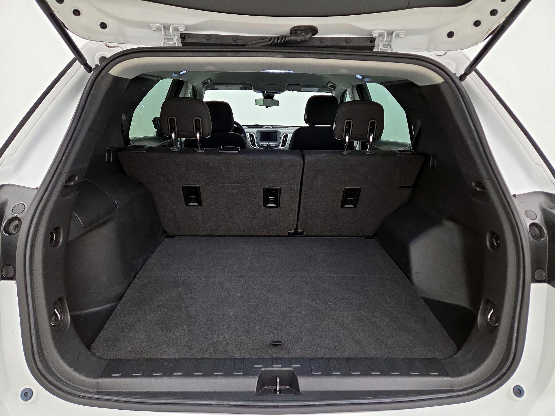 Thumbnail: 2020 Chevrolet Equinox - 20