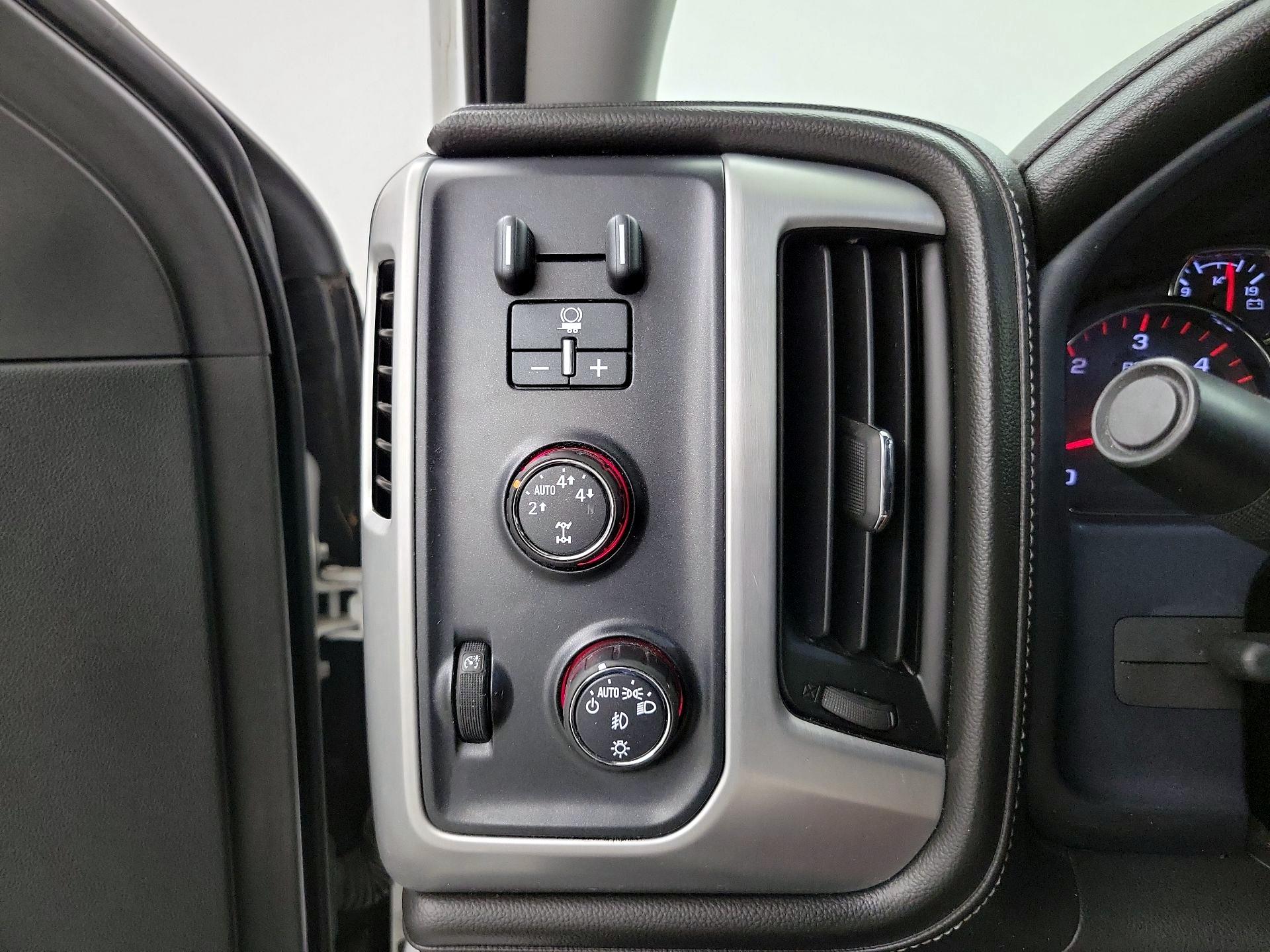 Thumbnail: 2015 GMC Sierra 1500 - 11