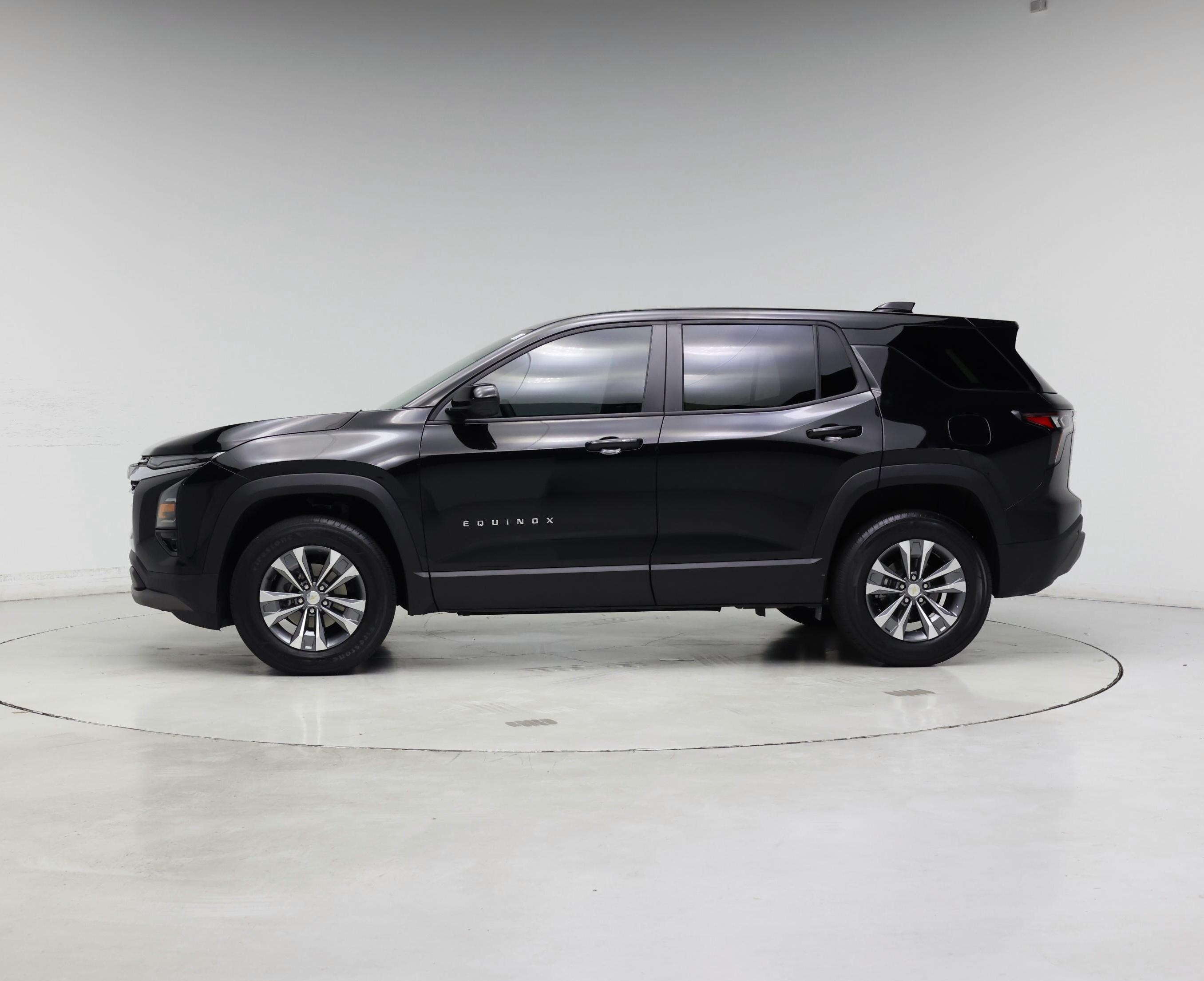 Thumbnail: 2026 Chevrolet Equinox - 3