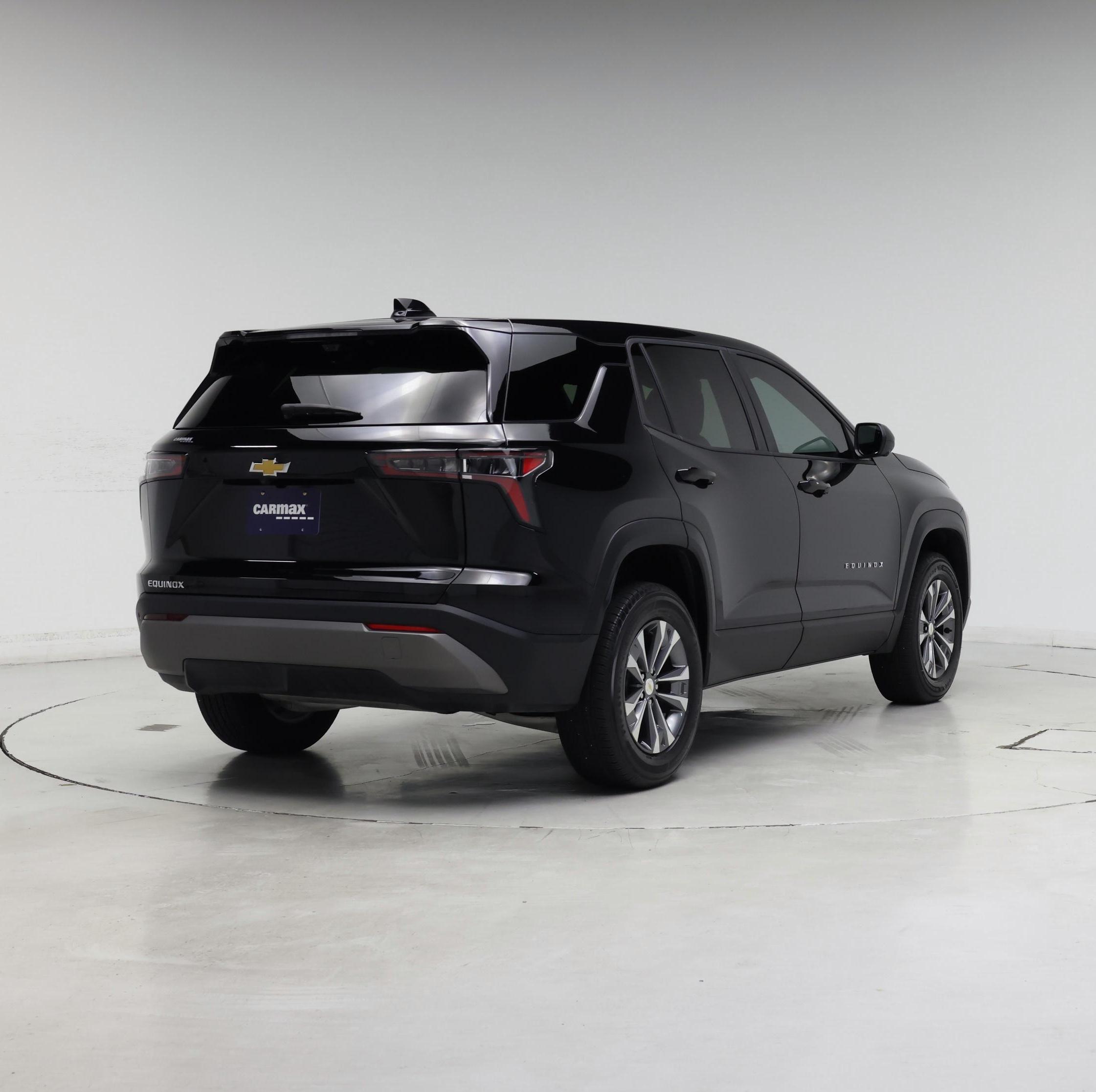 Thumbnail: 2026 Chevrolet Equinox - 8