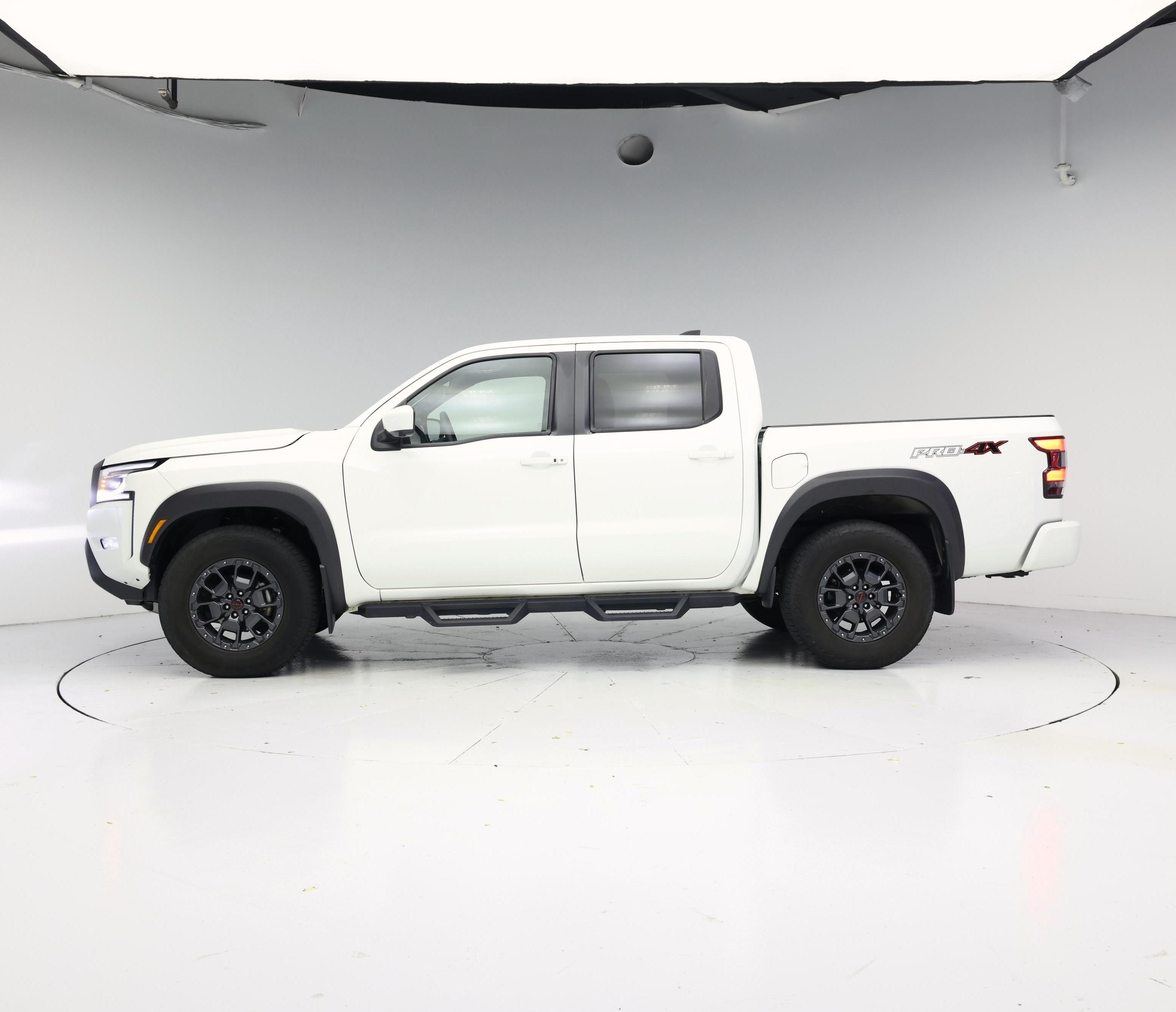 Thumbnail: 2024 Nissan Frontier - 3