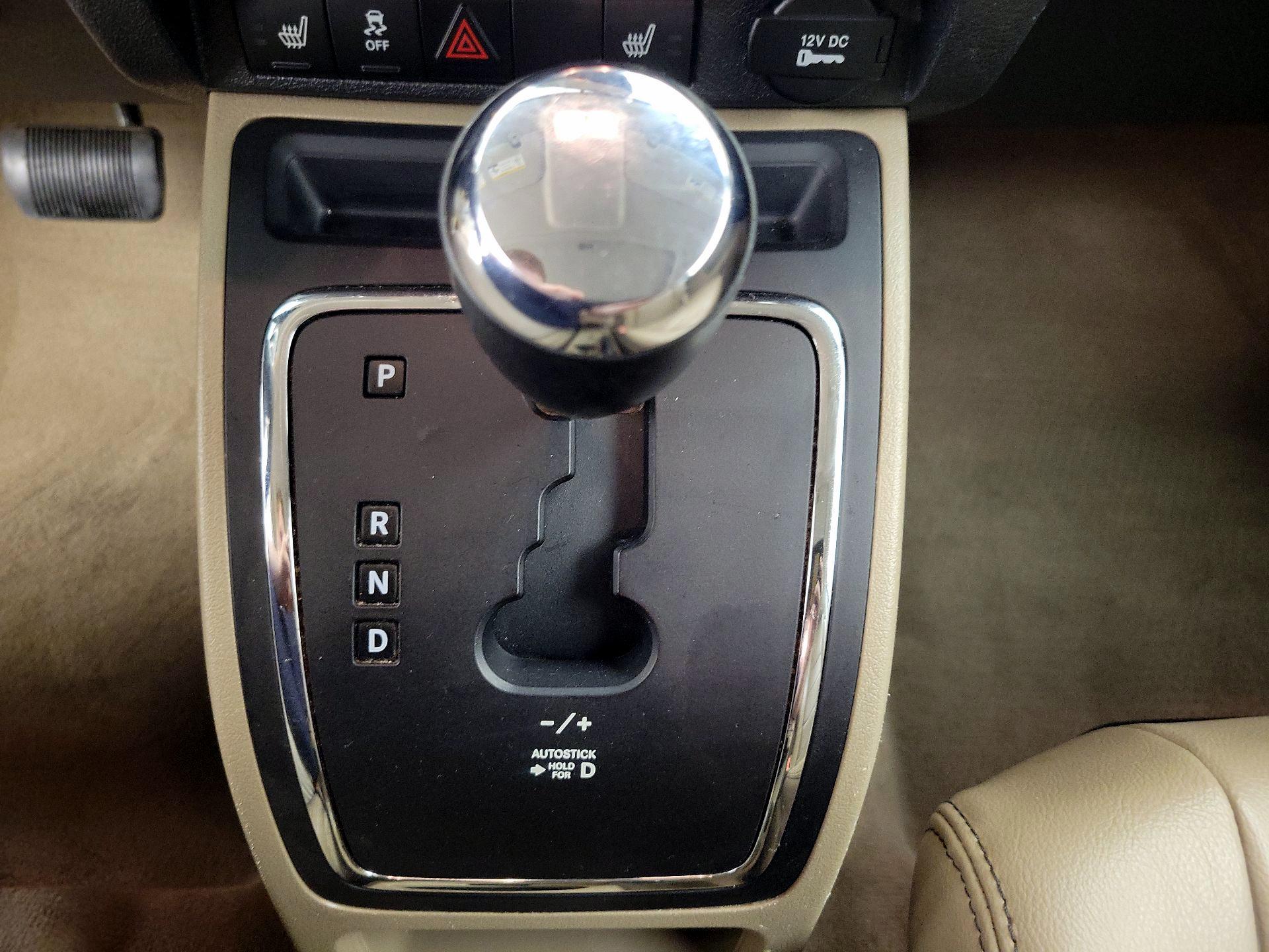 Thumbnail: 2014 Jeep Patriot - 15