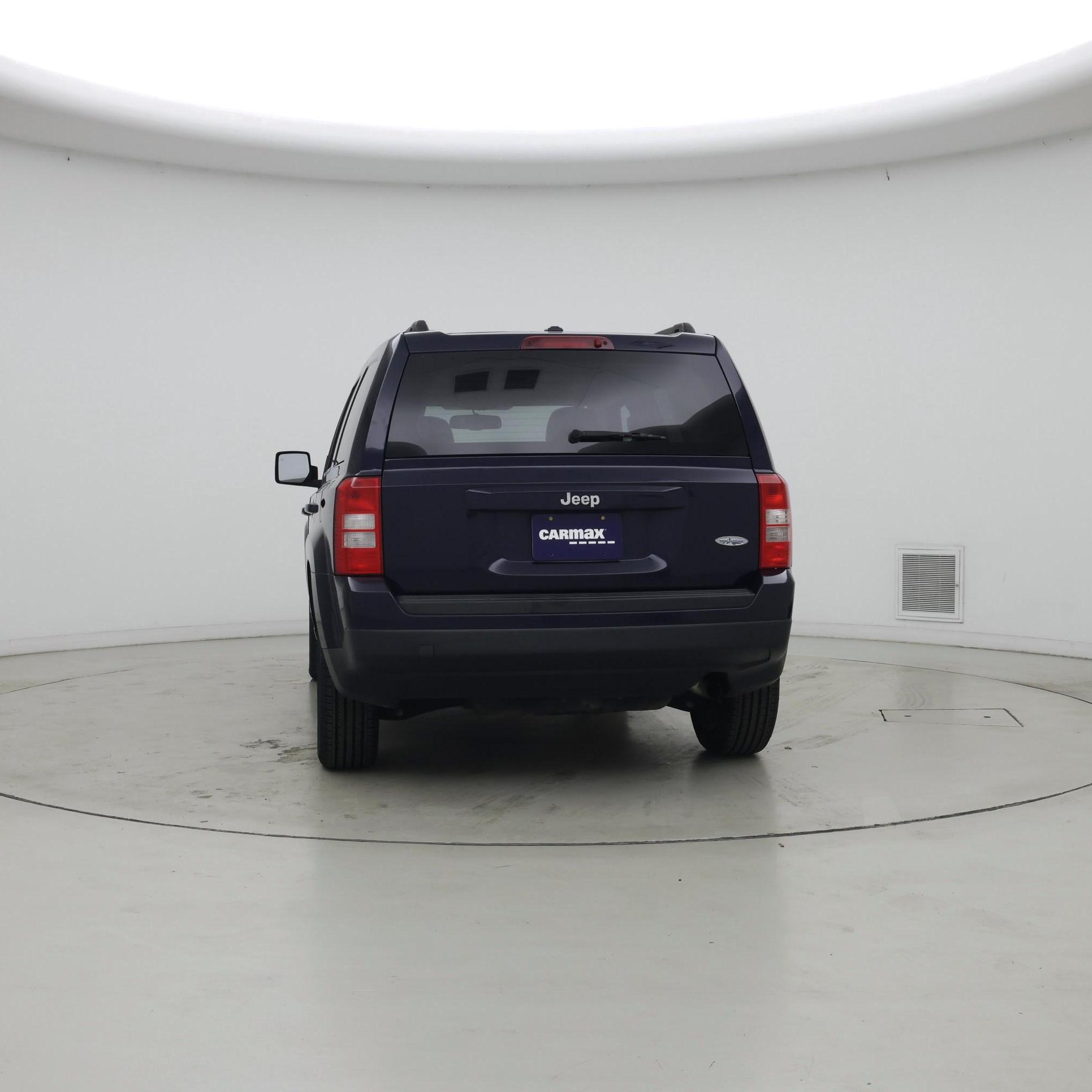 Thumbnail: 2014 Jeep Patriot - 6