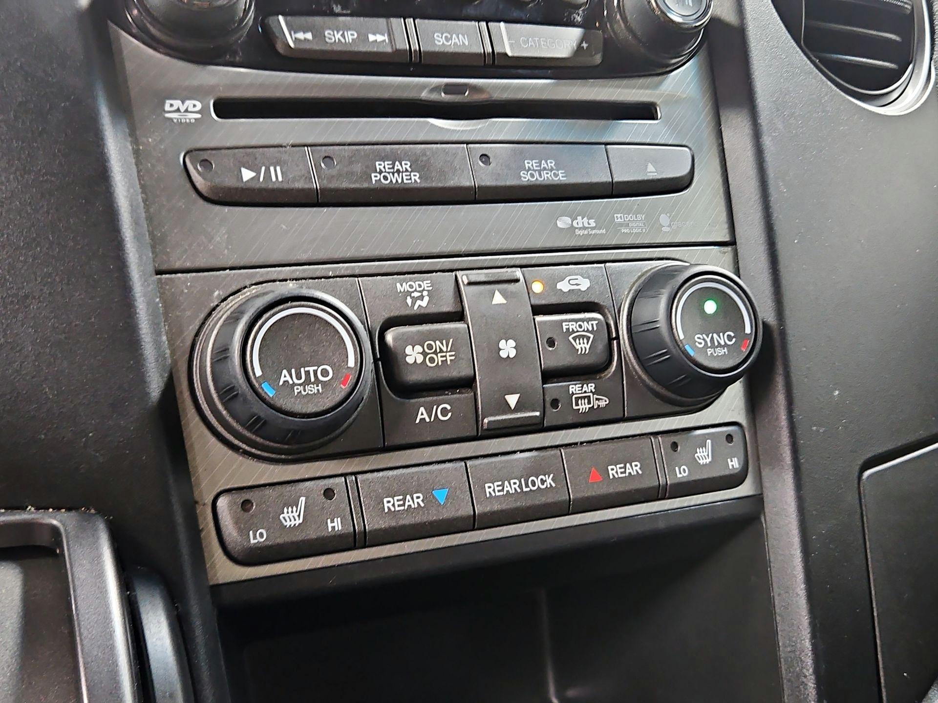 Thumbnail: 2014 Honda Pilot - 16