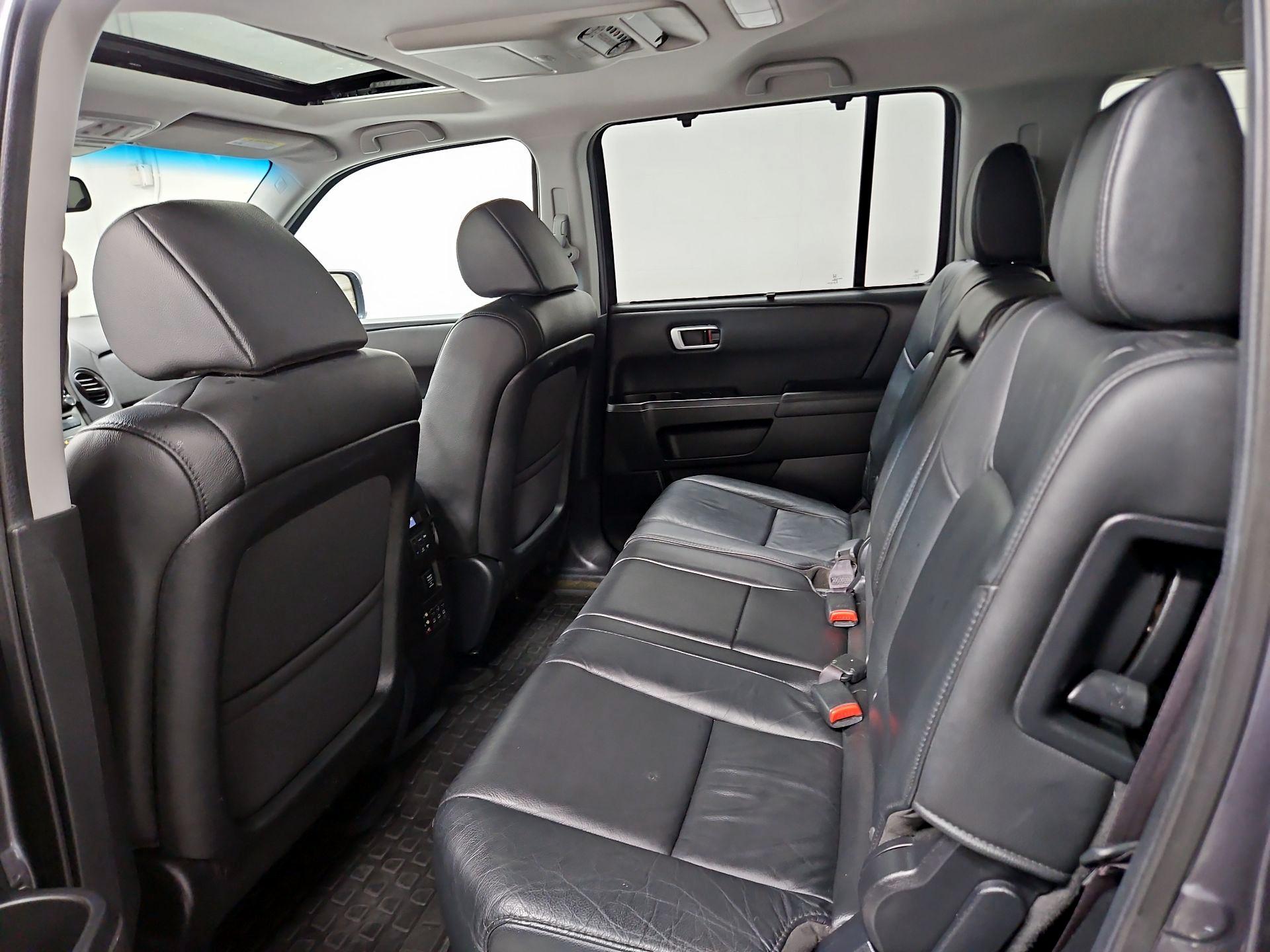 Thumbnail: 2014 Honda Pilot - 20