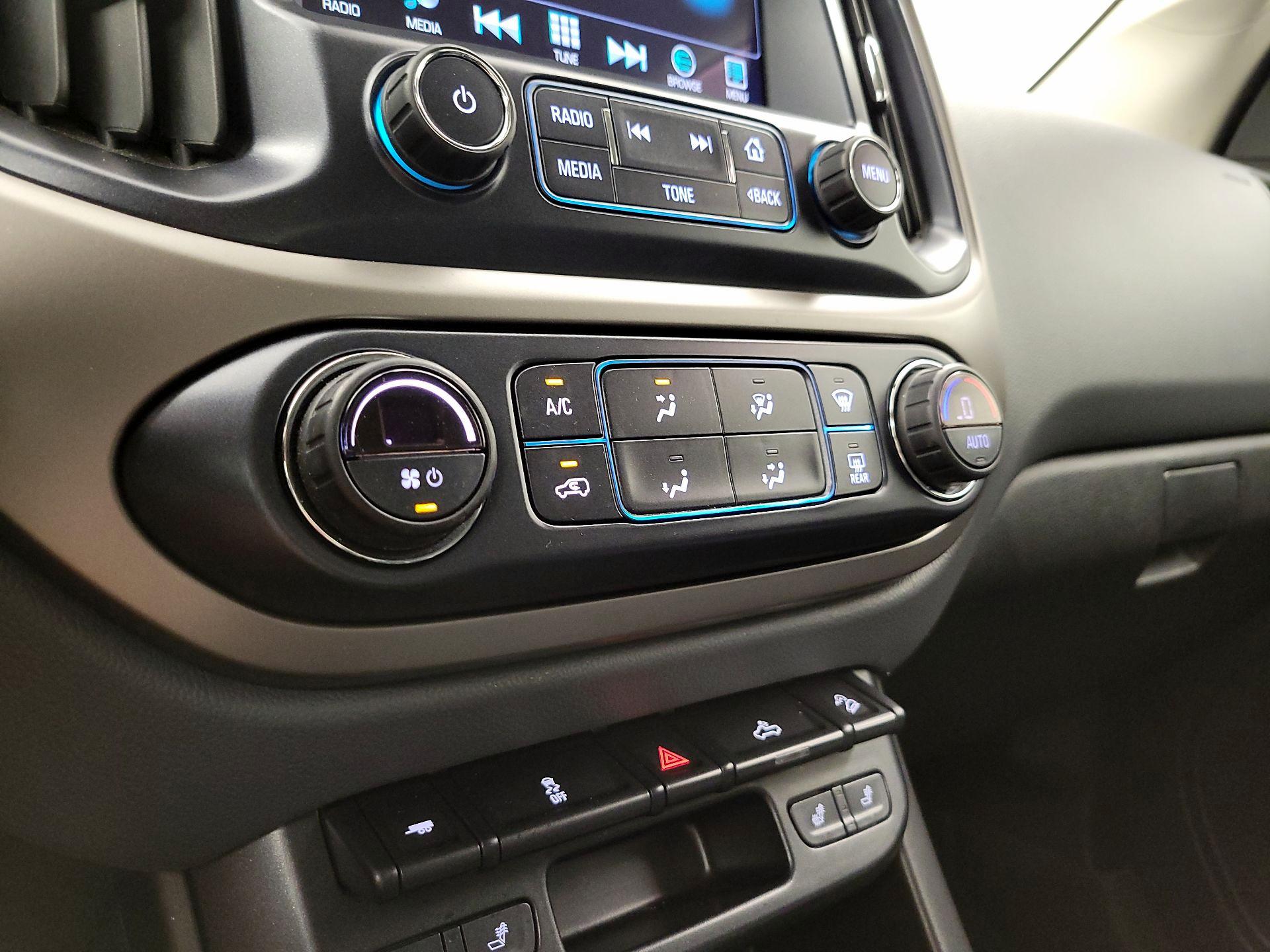 Thumbnail: 2018 Chevrolet Colorado - 16