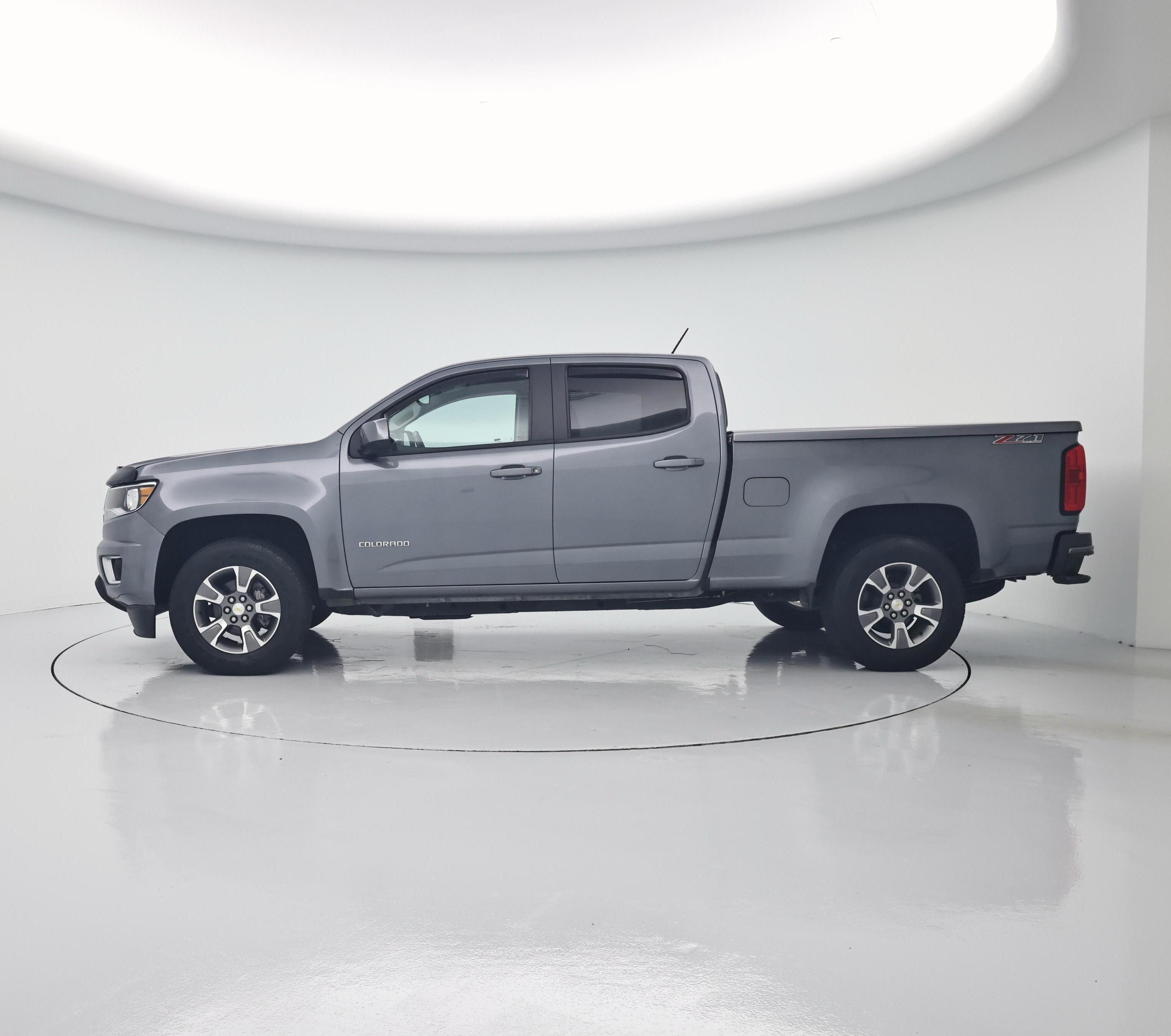 Thumbnail: 2018 Chevrolet Colorado - 3