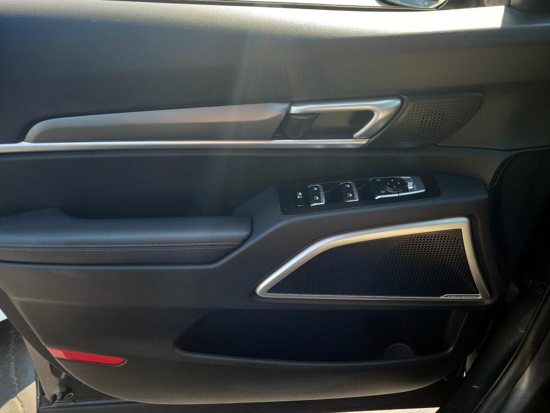 Thumbnail: 2021 Kia Telluride - 12