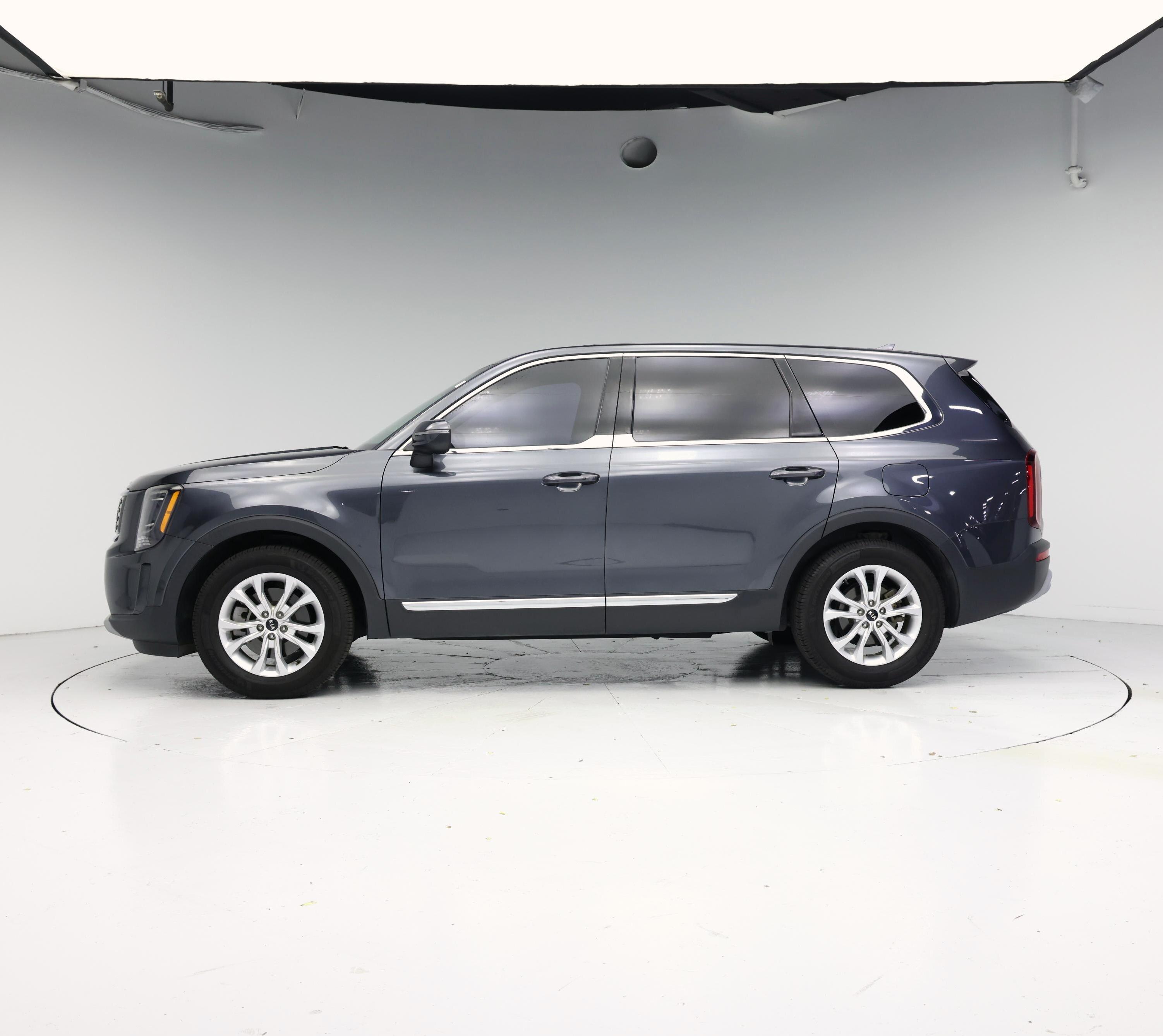 Thumbnail: 2021 Kia Telluride - 3