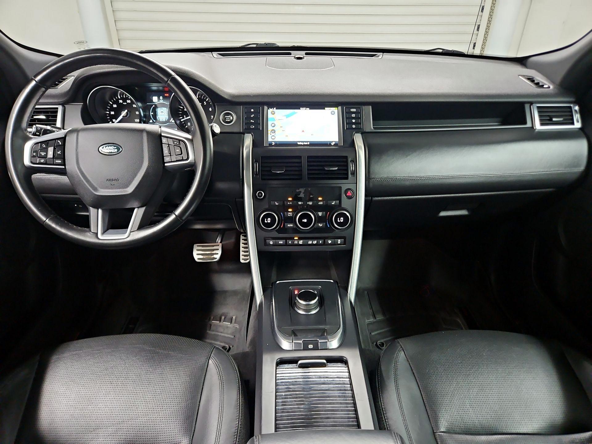 Thumbnail: 2019 Land Rover Discovery Sport - 9