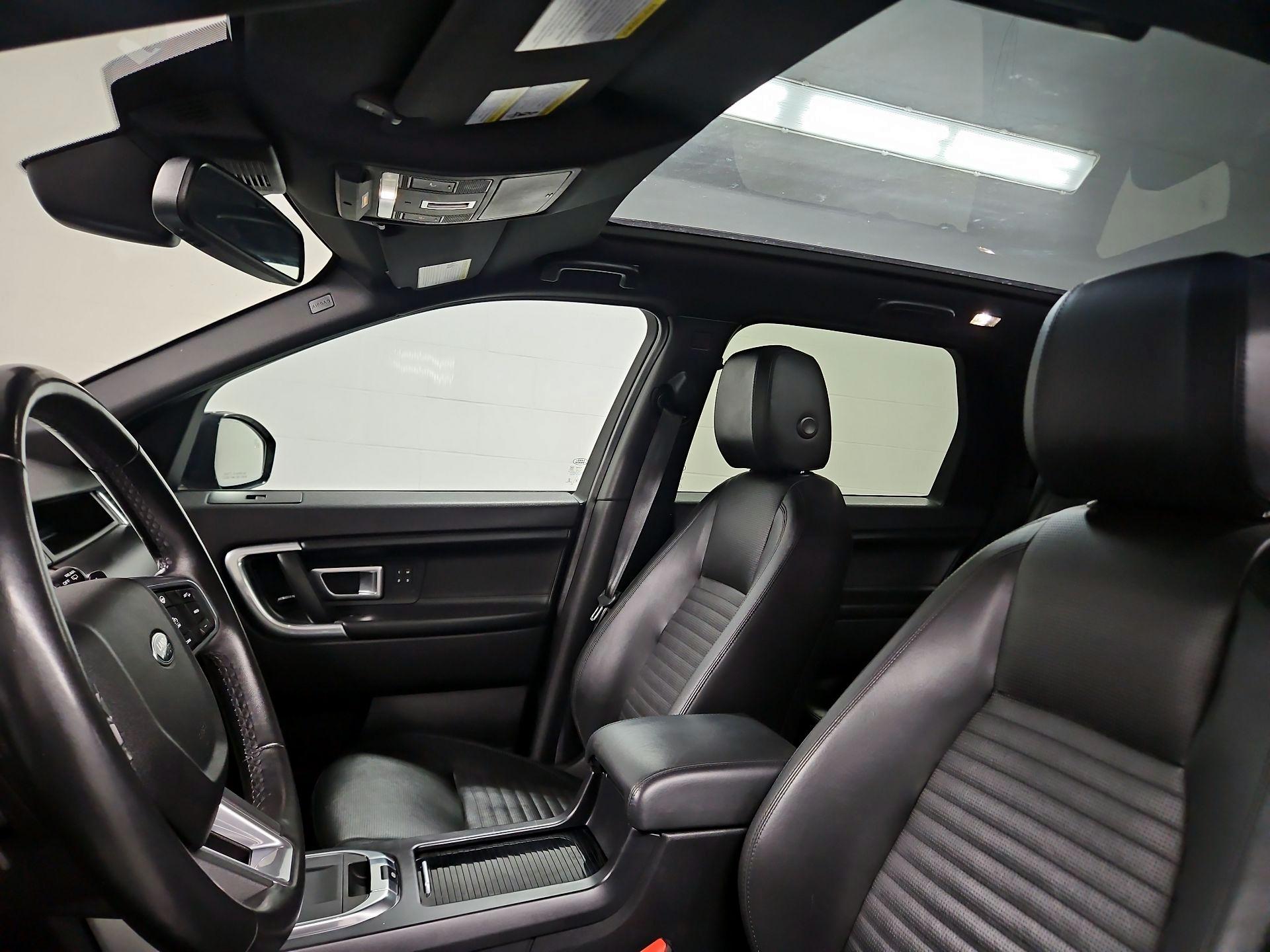 Thumbnail: 2019 Land Rover Discovery Sport - 20