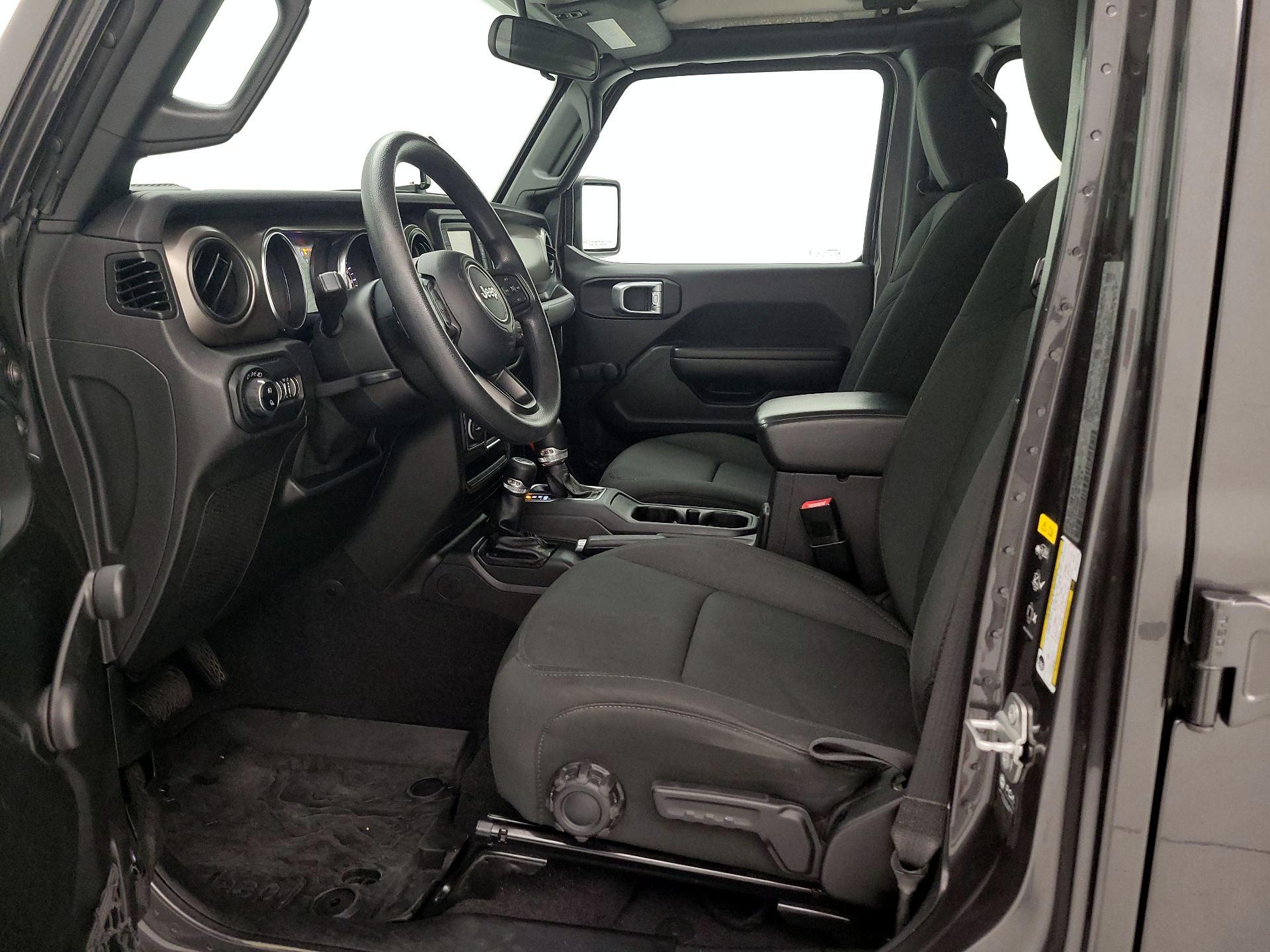 Thumbnail: 2021 Jeep Gladiator - 11