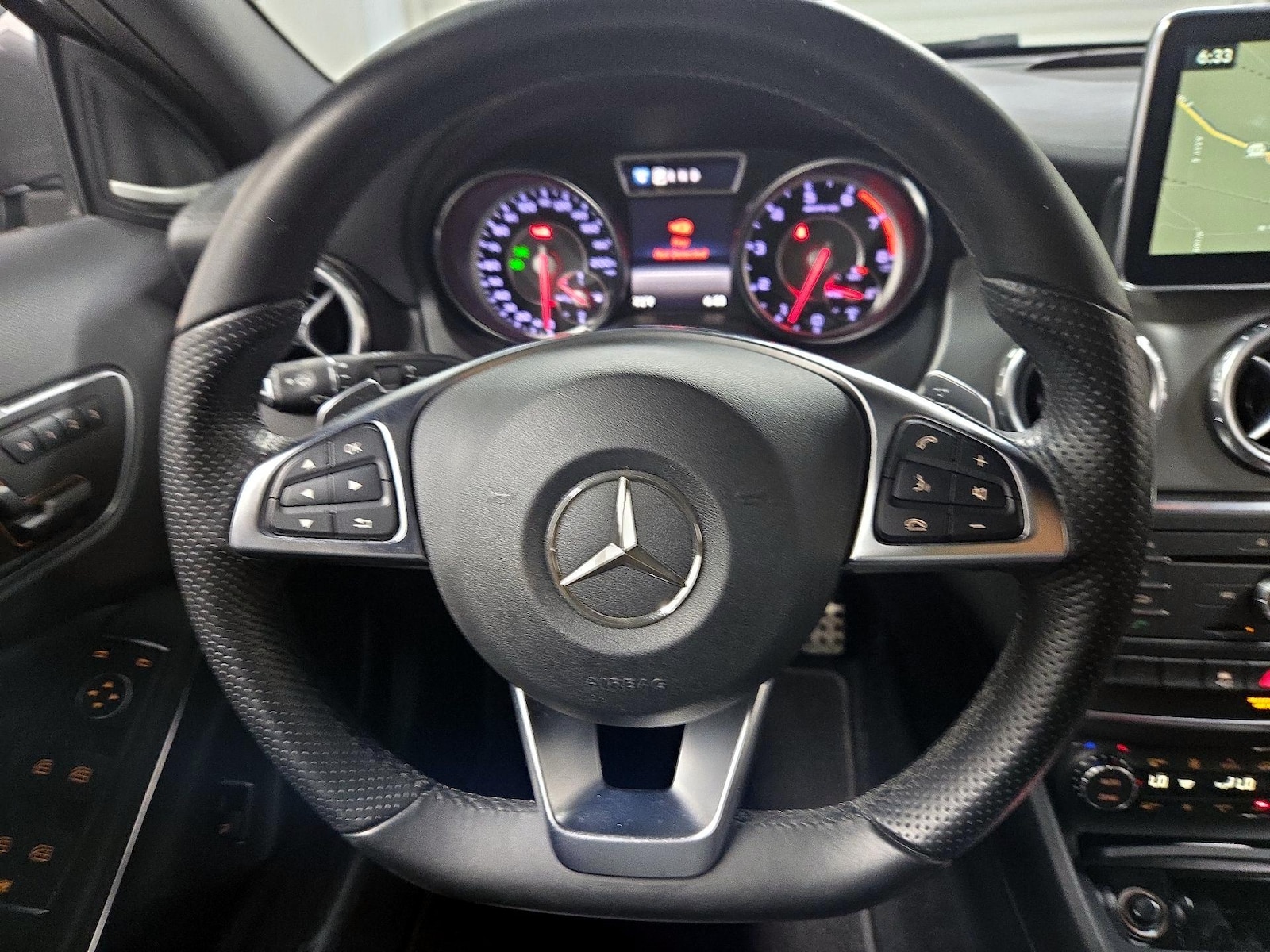 2016 Mercedes-Benz GLA-Class GLA45 AMG - Photo 11