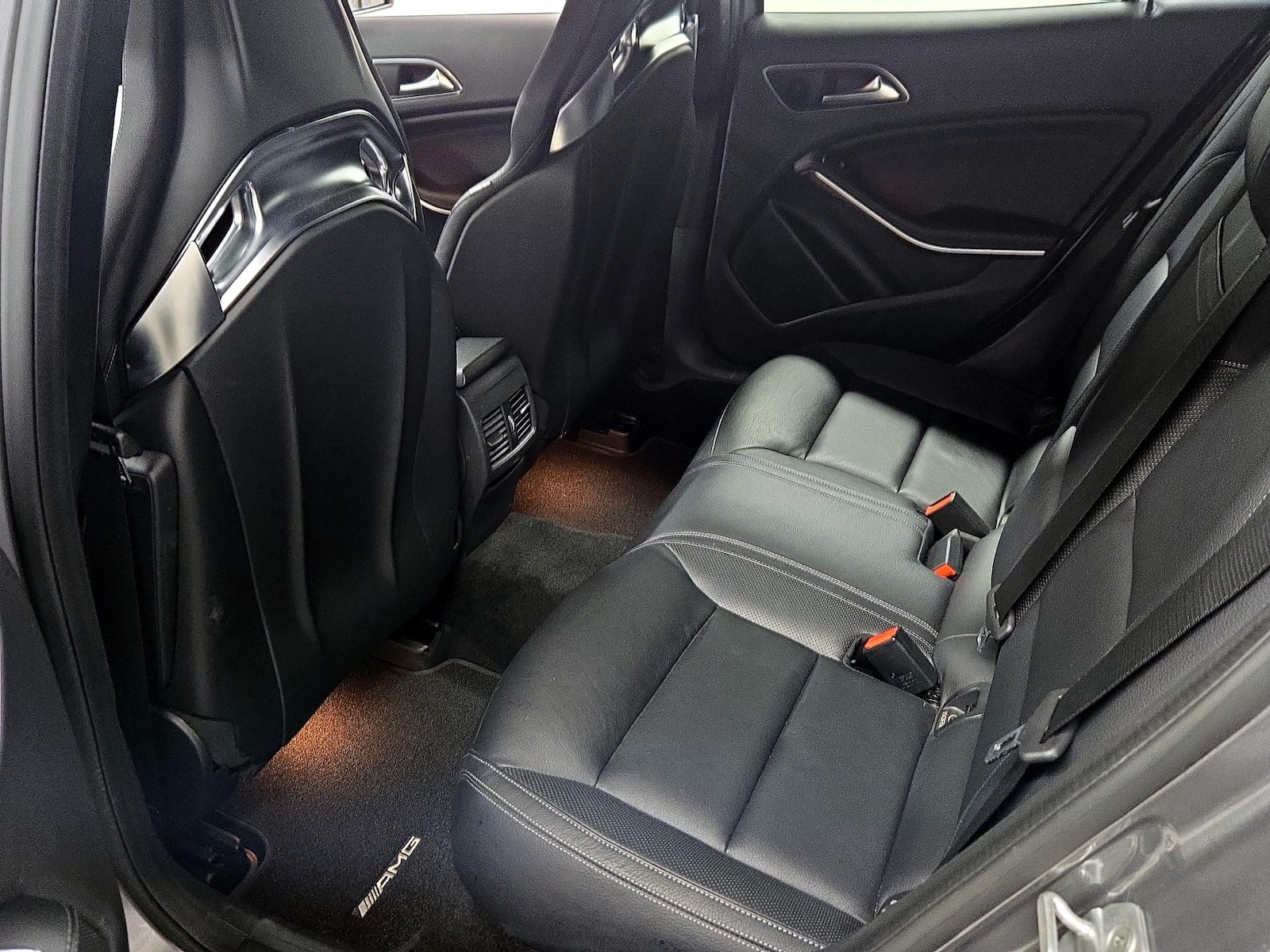 2016 Mercedes-Benz GLA-Class GLA45 AMG - Photo 21