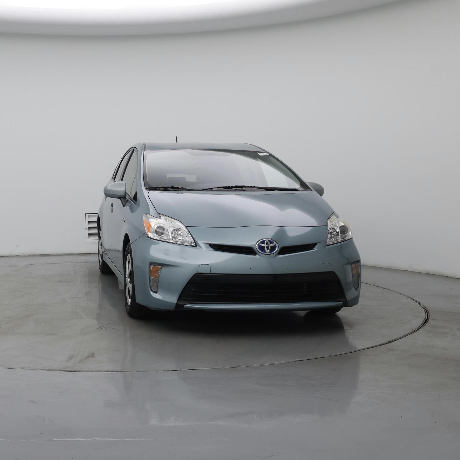 Thumbnail: 2015 Toyota Prius - 5