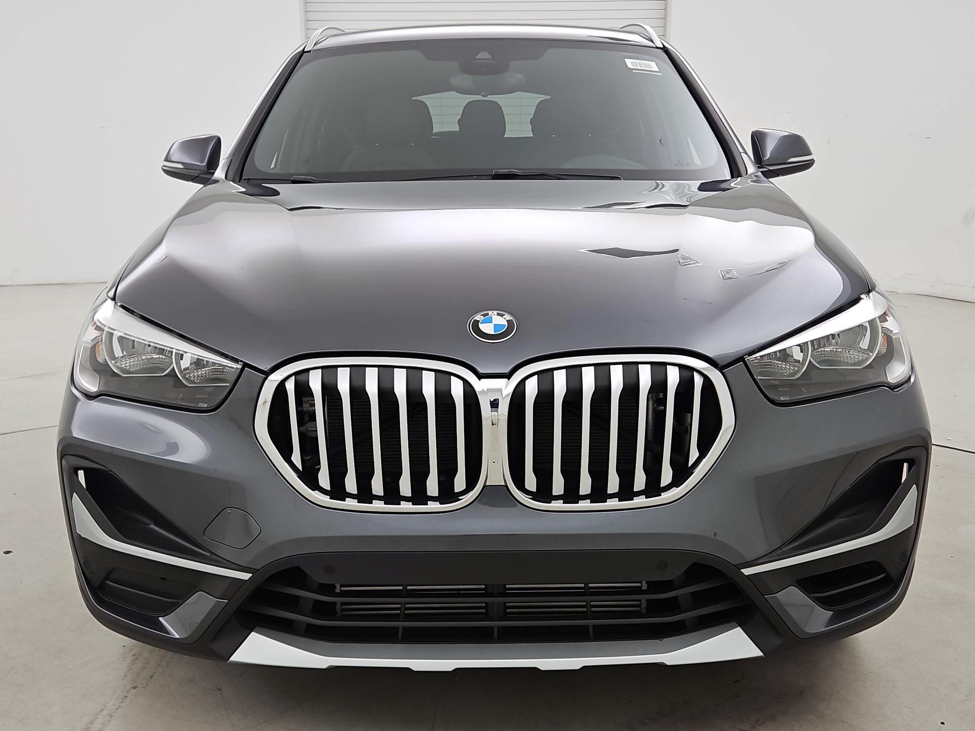 Thumbnail: 2022 BMW X1 - 2