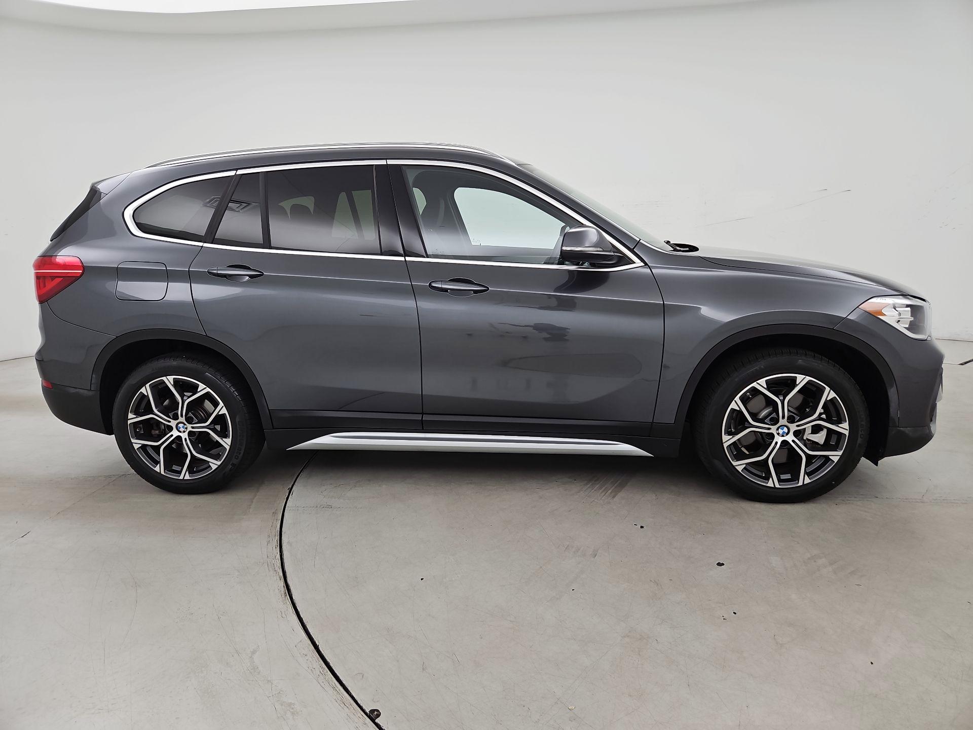Thumbnail: 2022 BMW X1 - 4