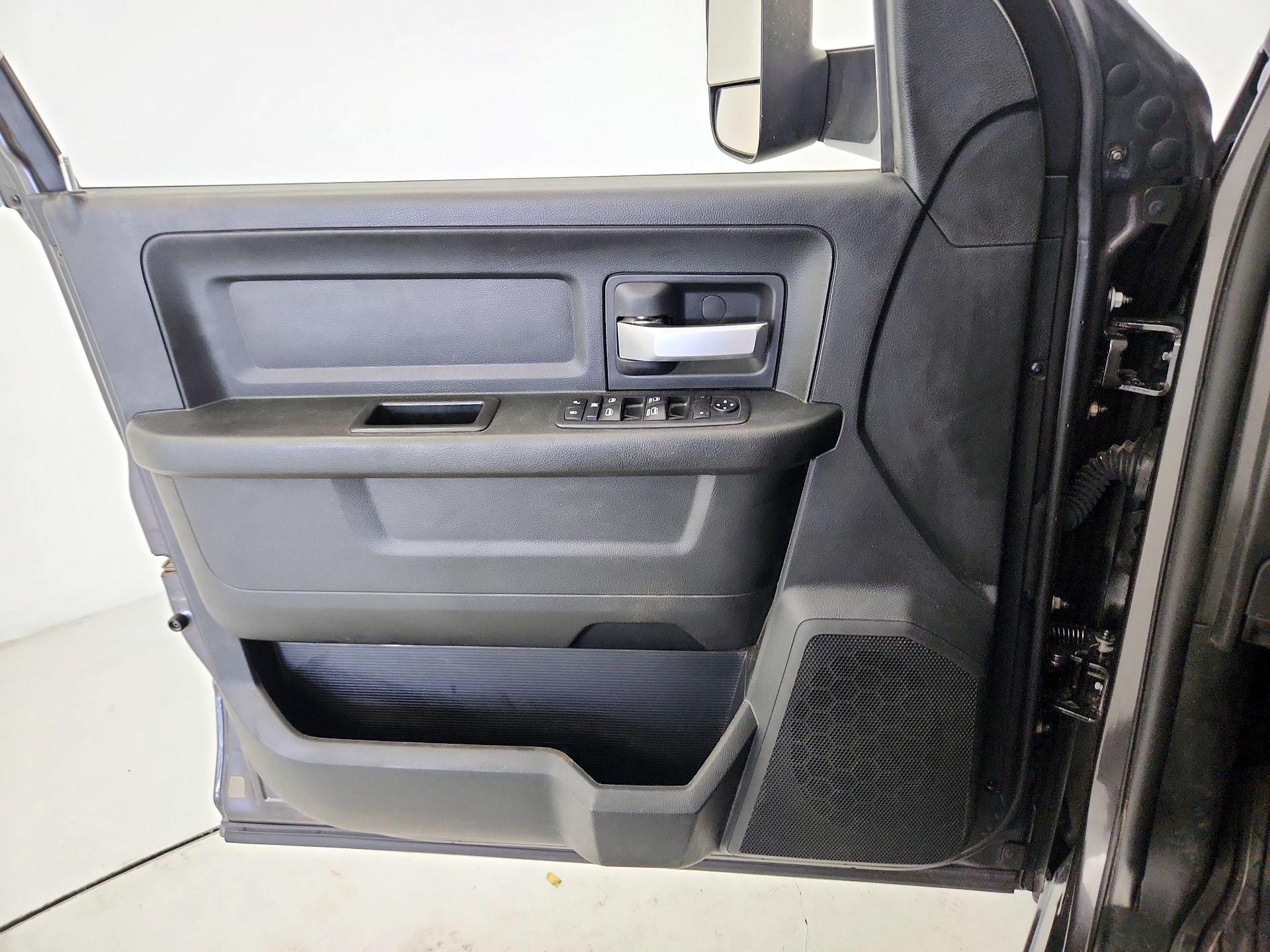 Thumbnail: 2019 RAM 3500 - 12