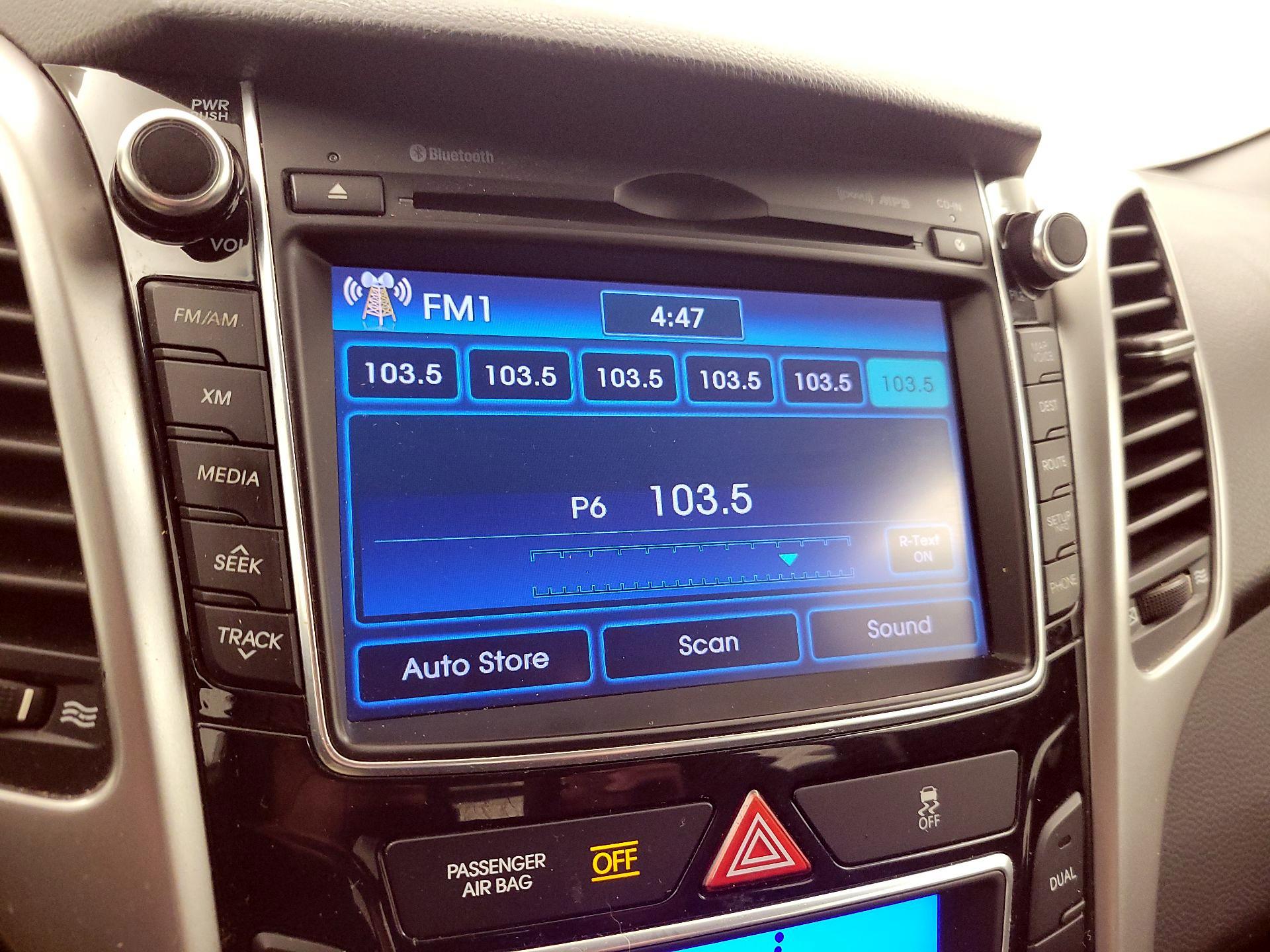 Thumbnail: 2014 Hyundai Elantra - 16