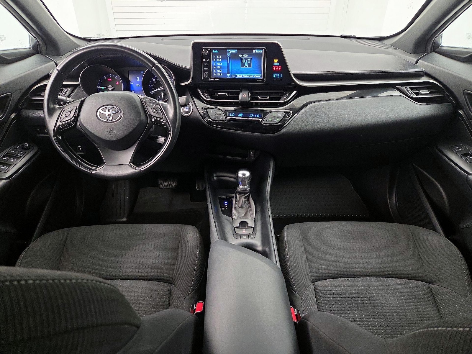 2018 Toyota C-HR XLE Premium - Photo 10