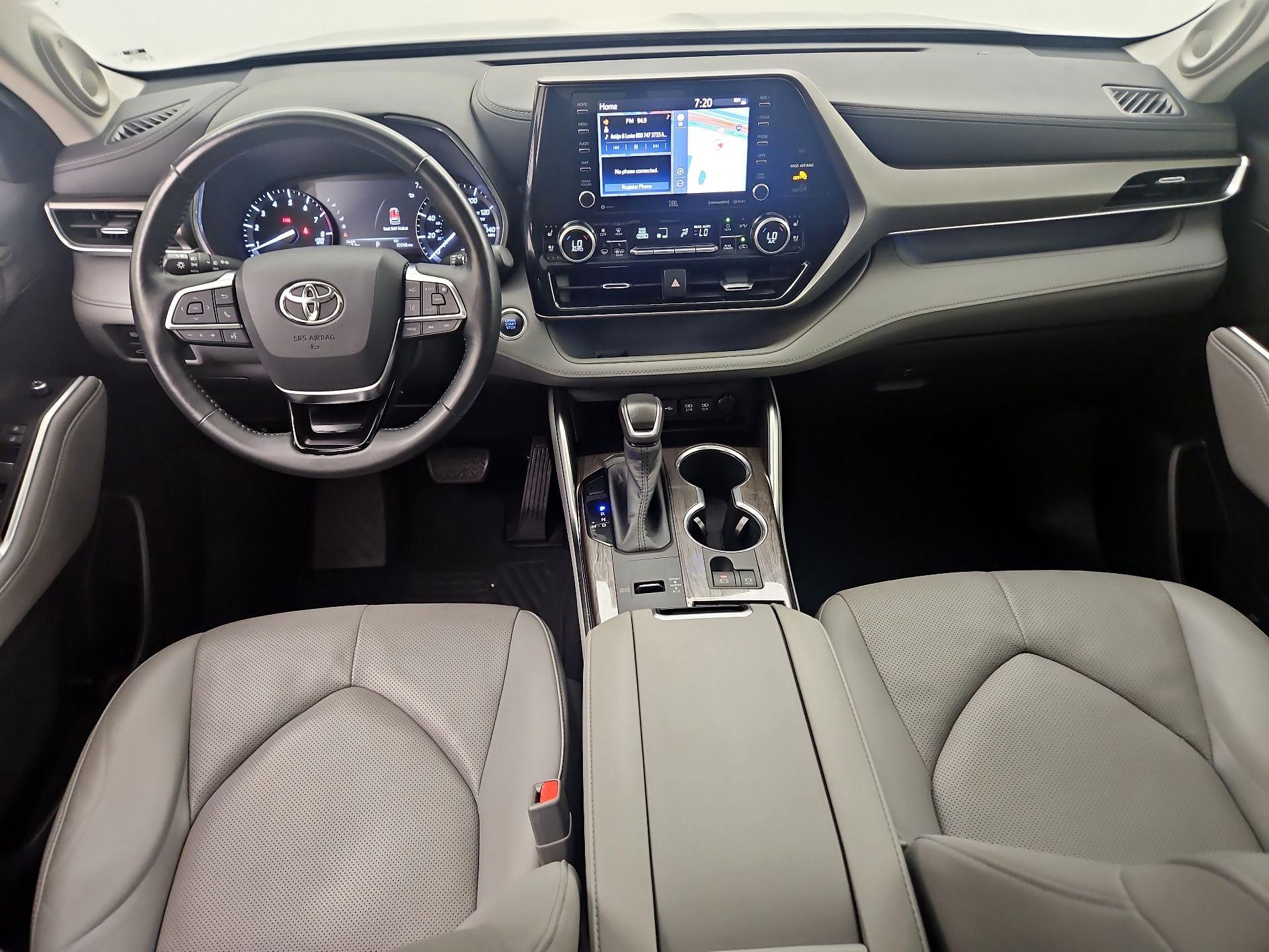 Thumbnail: 2020 Toyota Highlander - 9