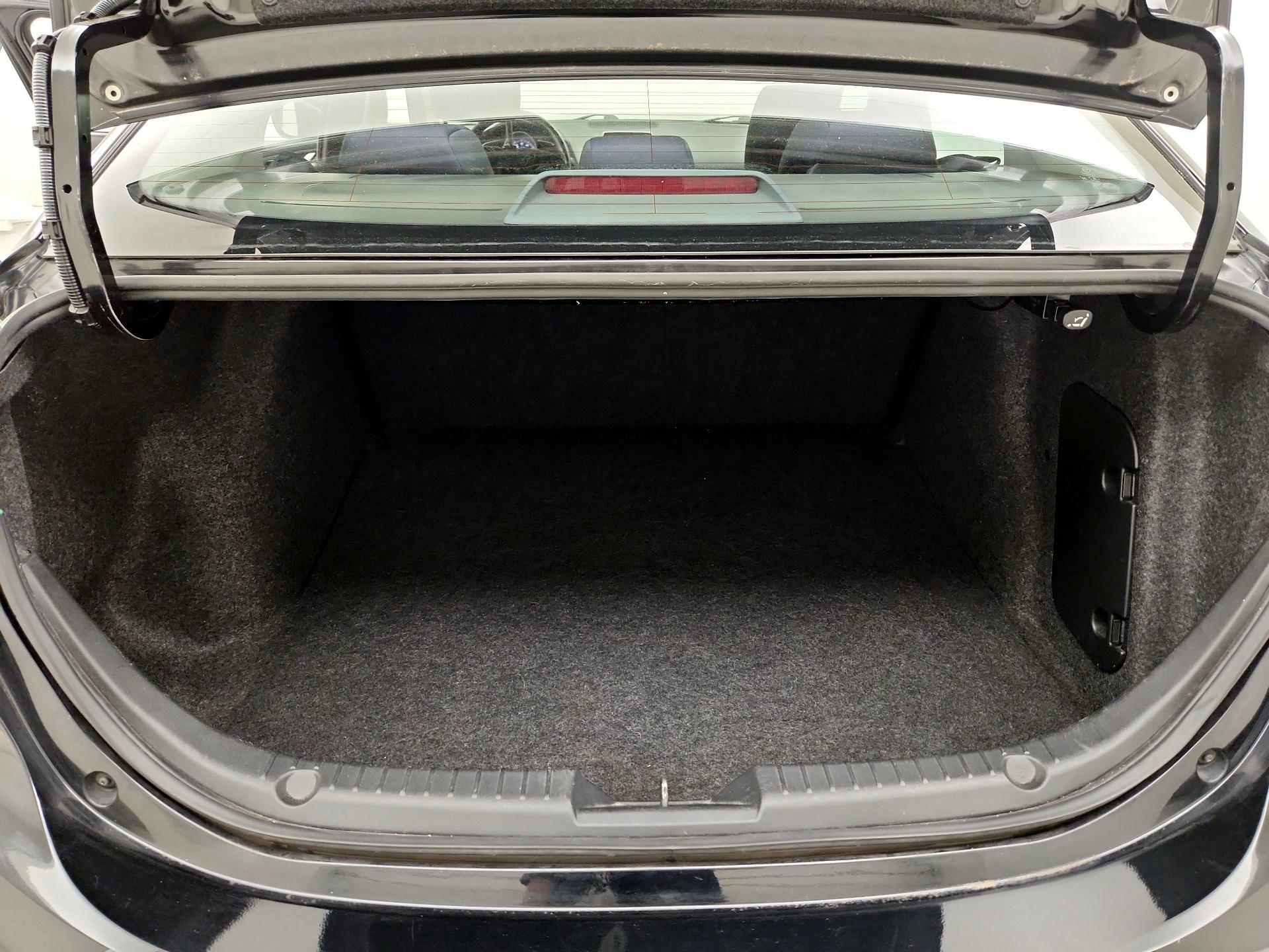 Thumbnail: 2015 Mazda Mazda3 - 19