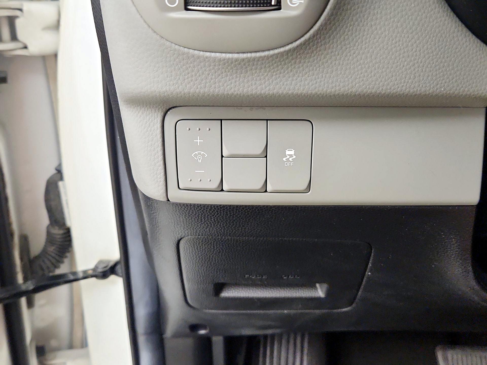 Thumbnail: 2016 Kia Soul - 13