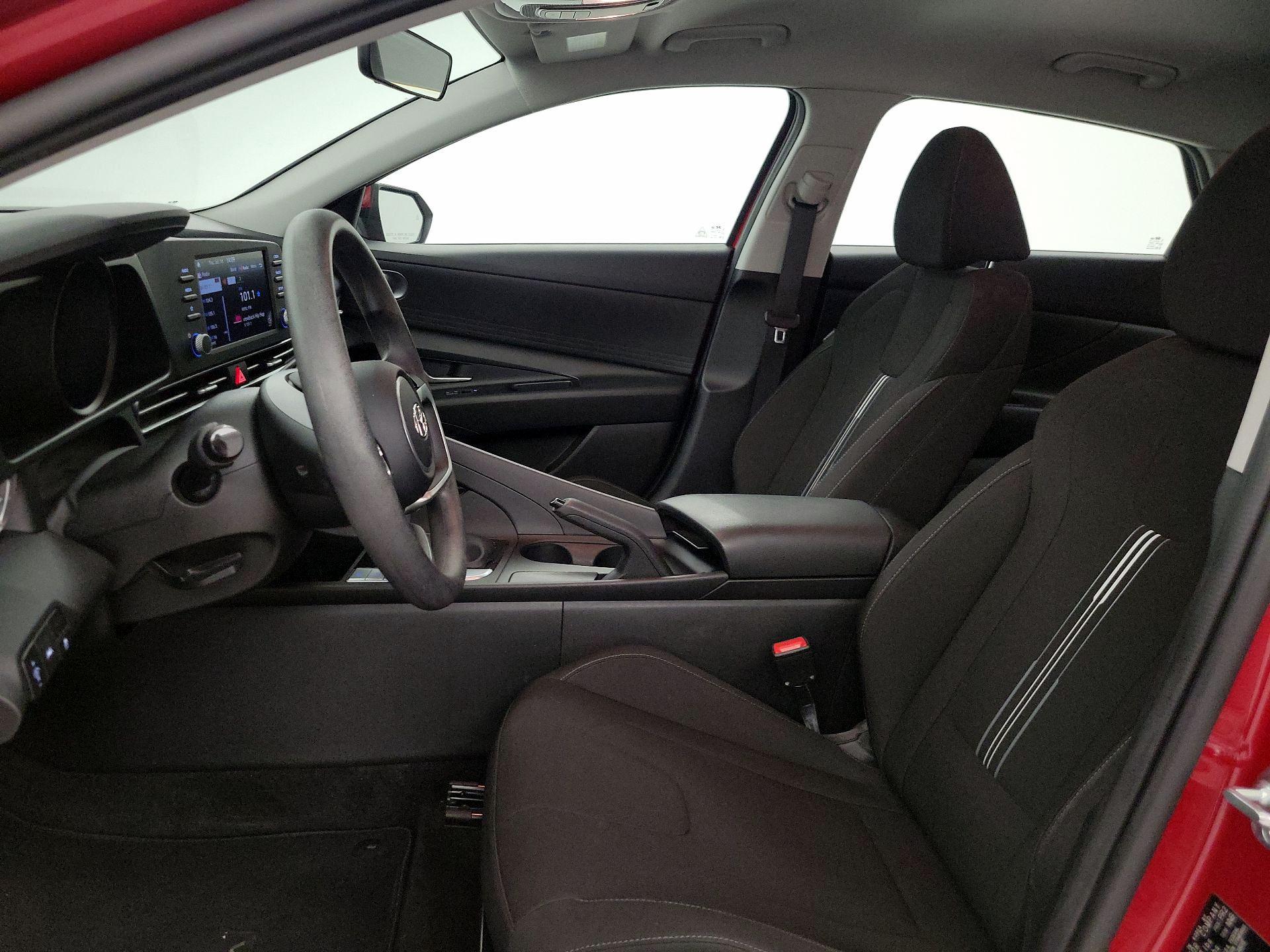 Thumbnail: 2021 Hyundai Elantra - 11