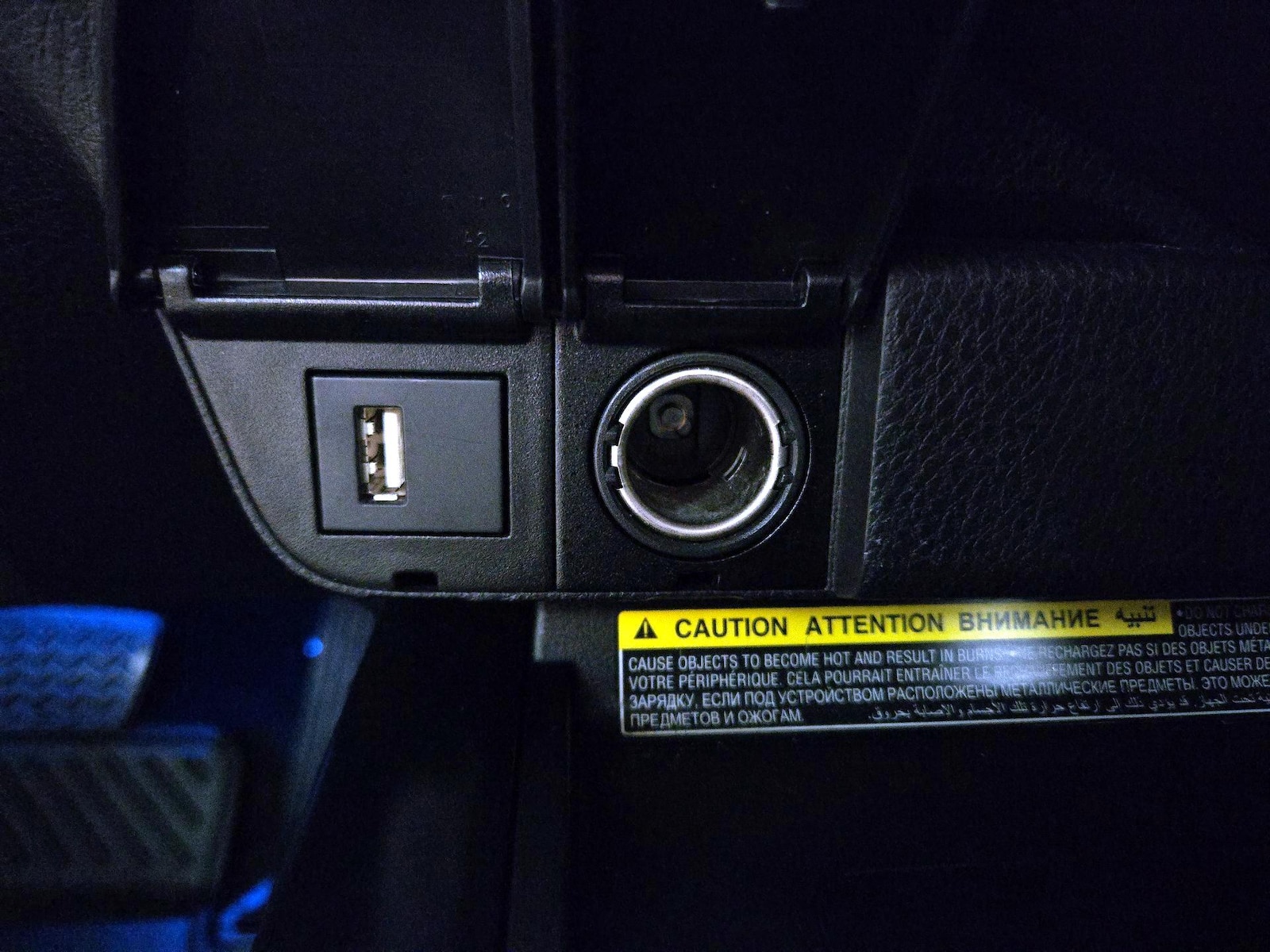 2020 Toyota Camry XSE - Photo 19