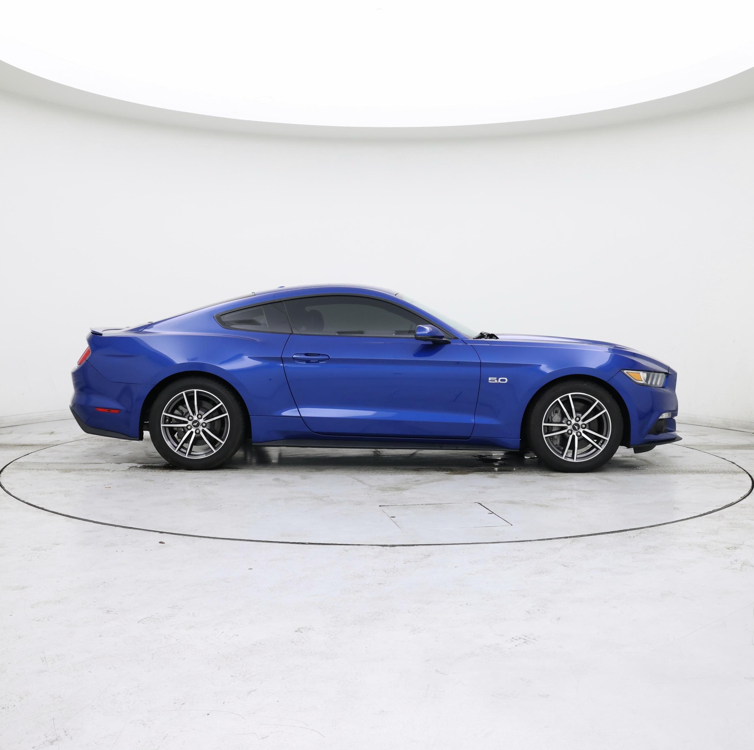 Thumbnail: 2017 Ford Mustang - 7