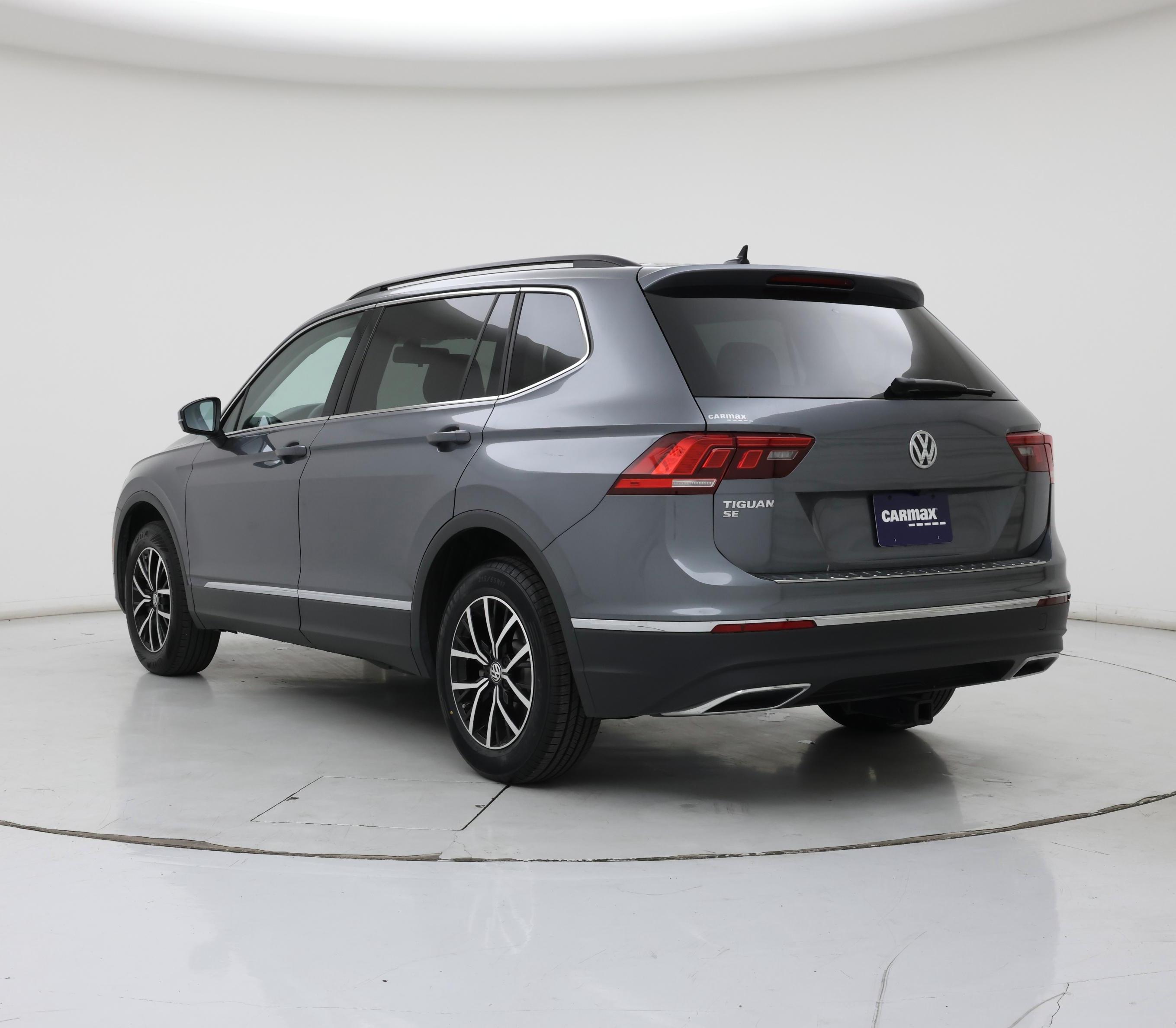 Thumbnail: 2021 Volkswagen Tiguan - 2