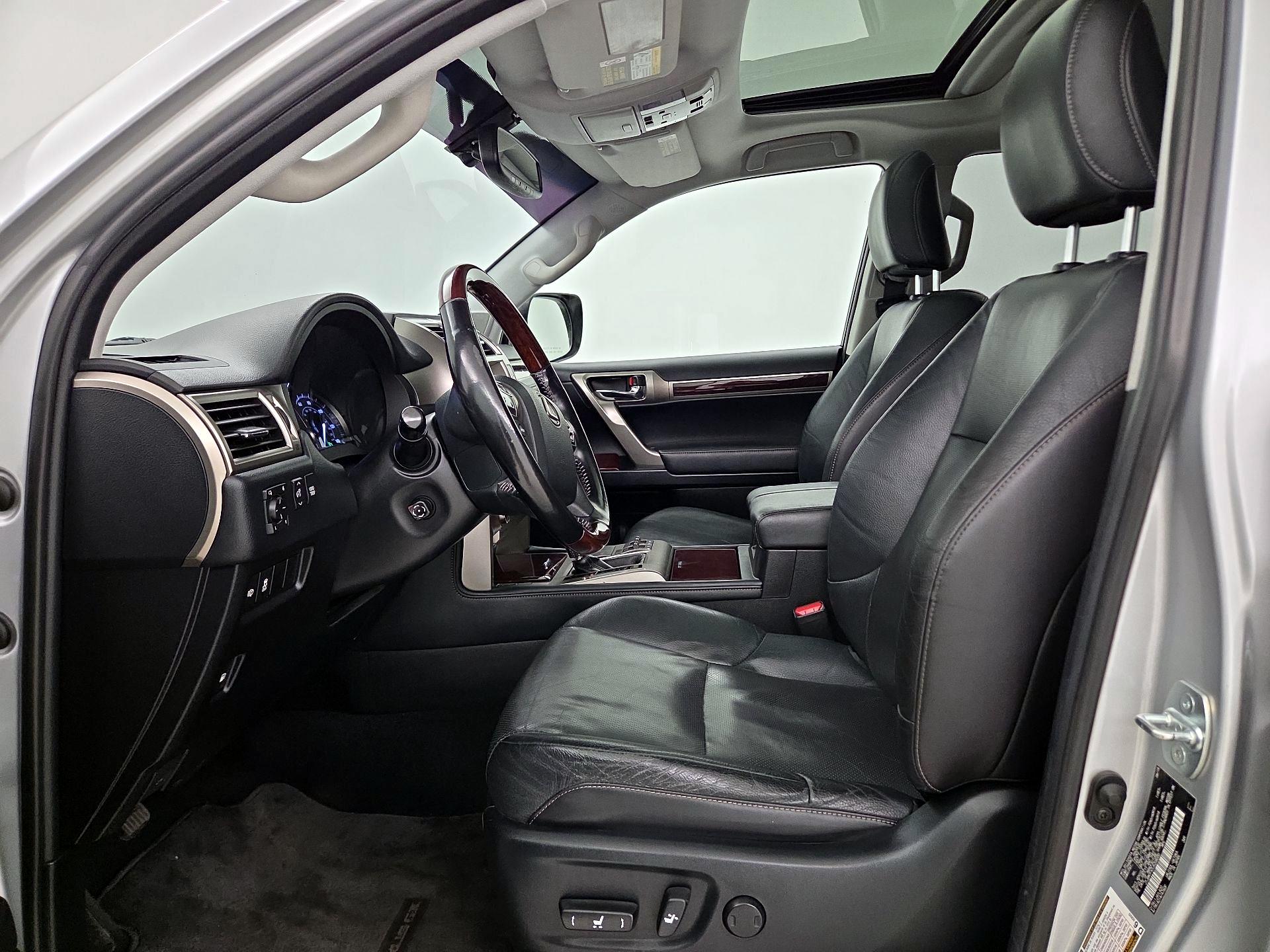 Thumbnail: 2018 Lexus GX - 11