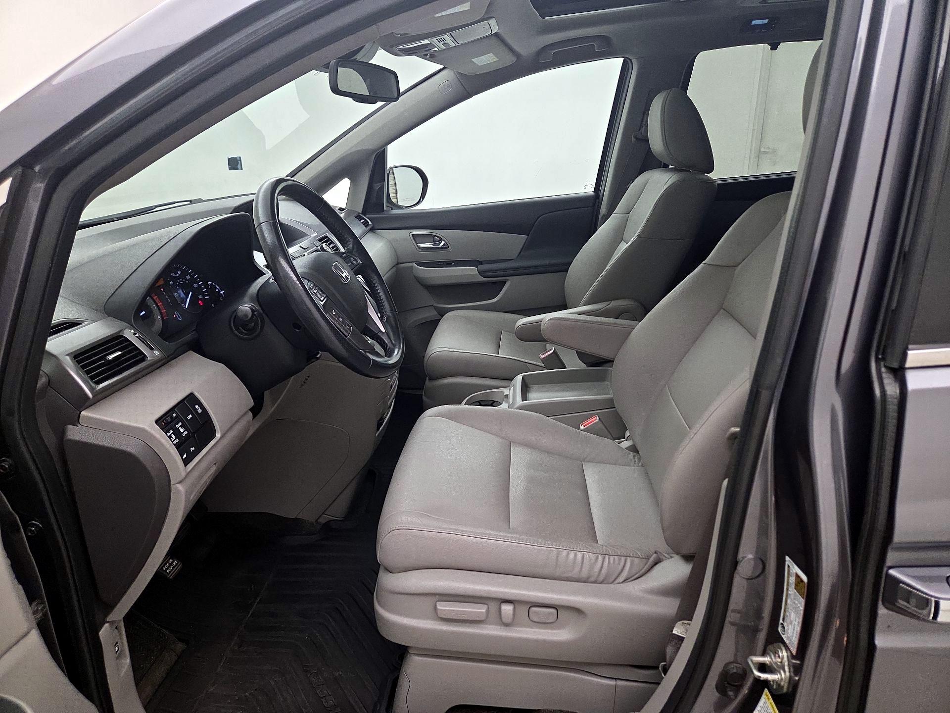 Thumbnail: 2014 Honda Odyssey - 11