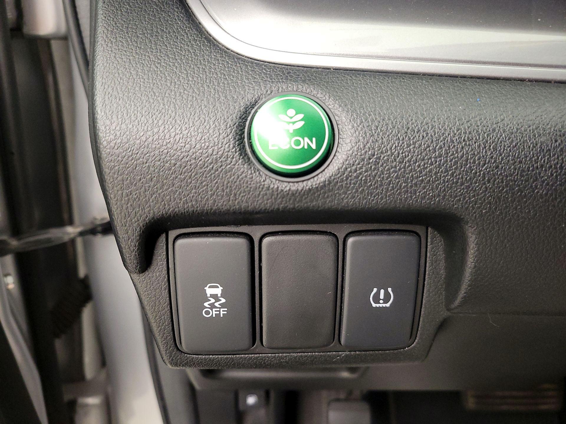 Thumbnail: 2015 Honda CR-V - 13