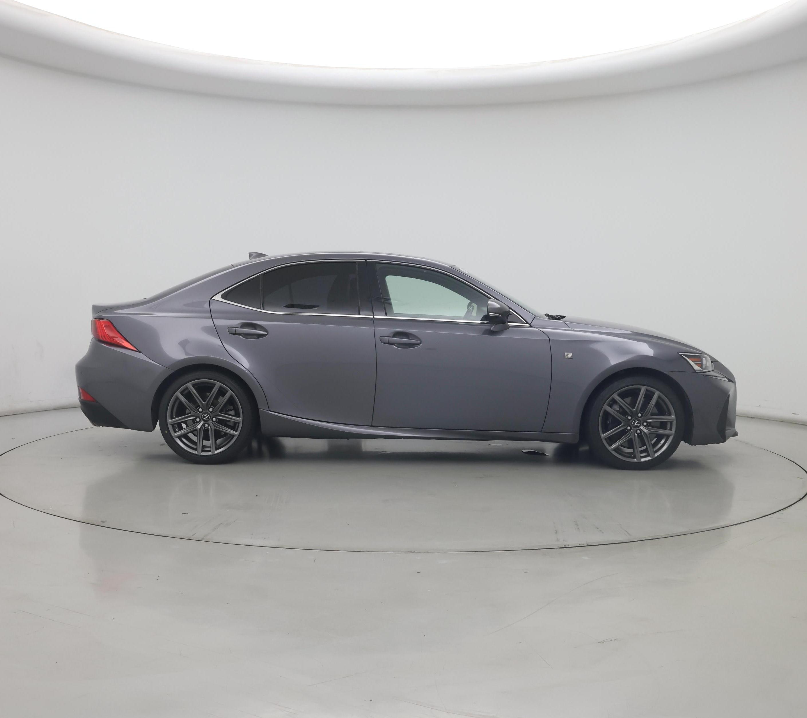 Thumbnail: 2018 Lexus IS - 7