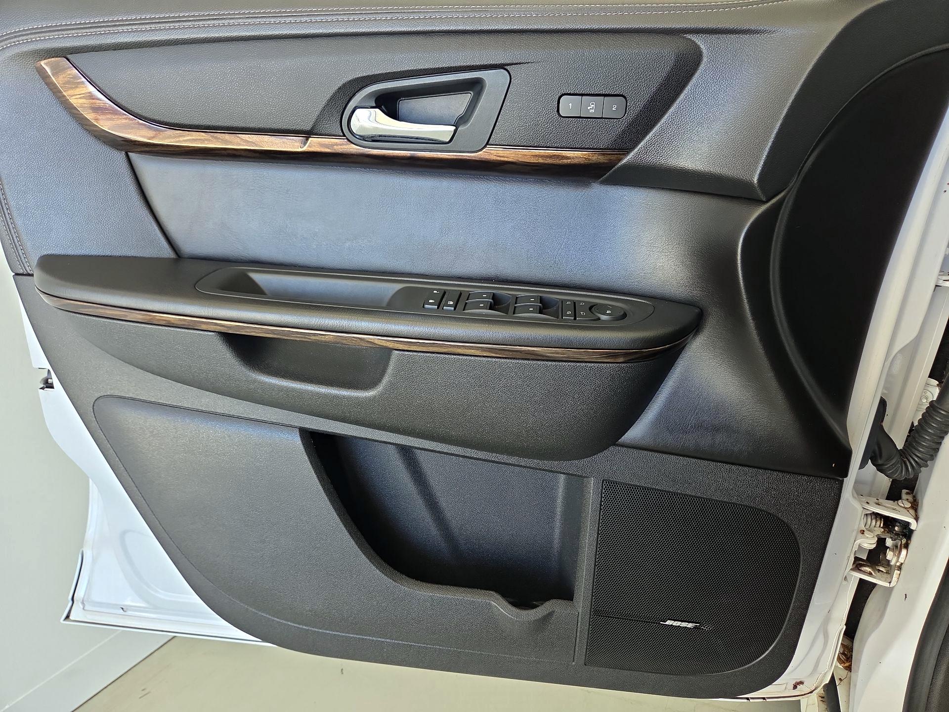 Thumbnail: 2016 GMC Acadia - 12