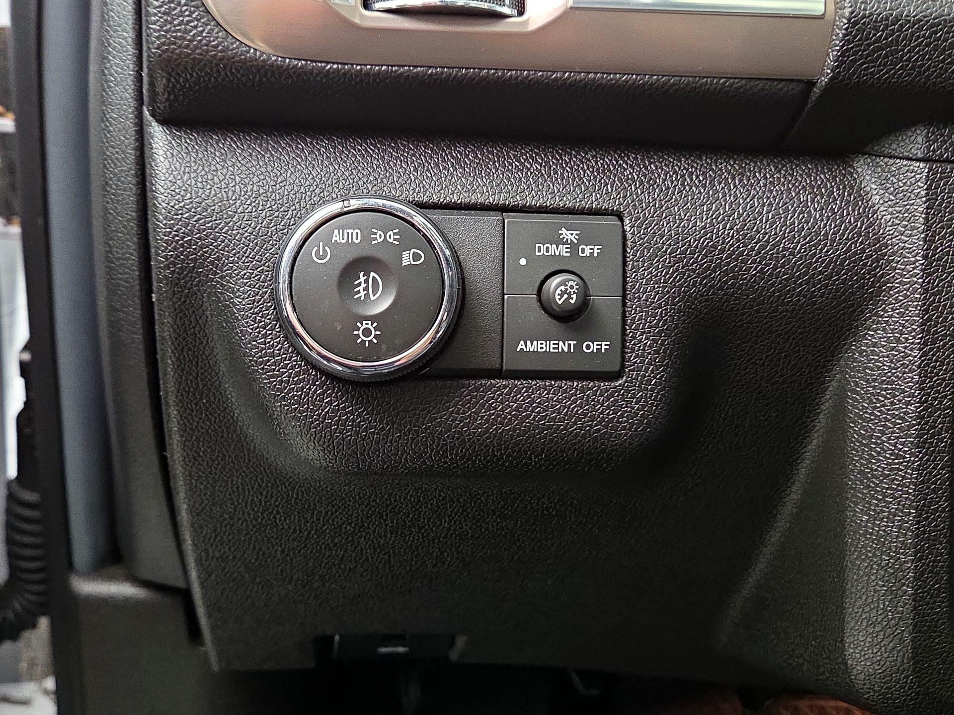 Thumbnail: 2016 GMC Acadia - 13