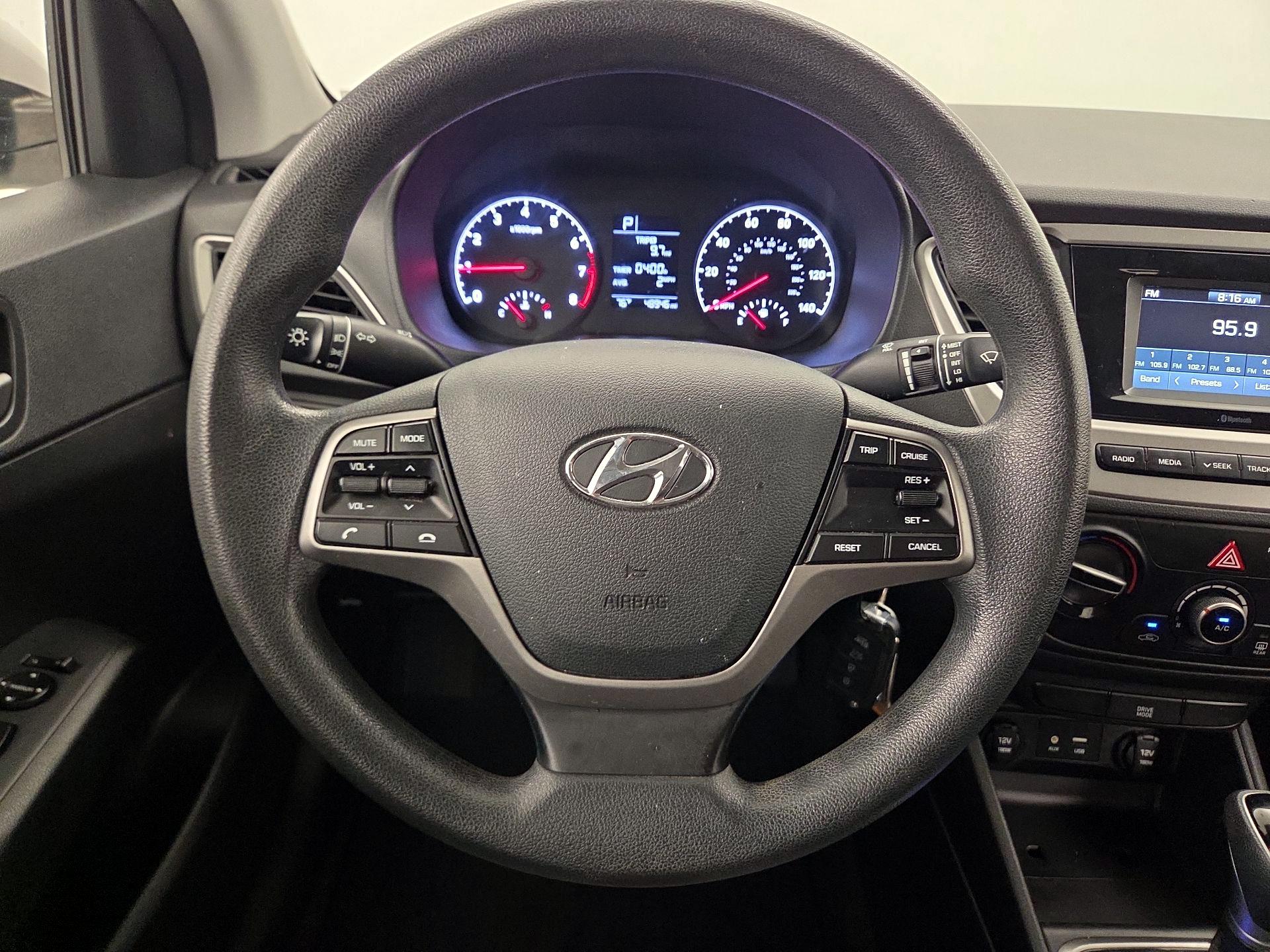 Thumbnail: 2020 Hyundai Accent - 10