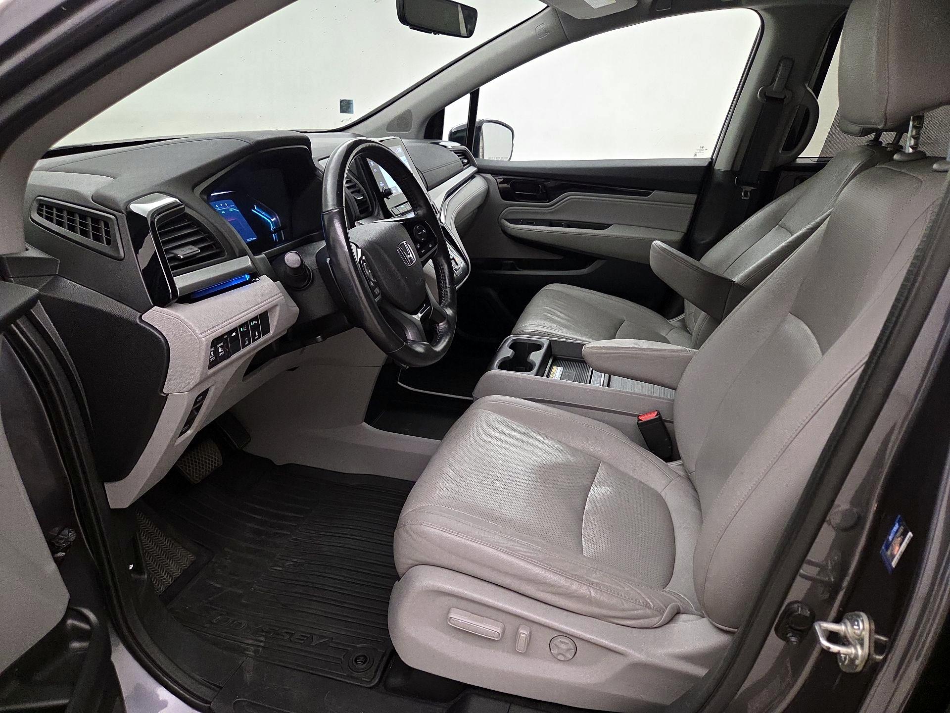 Thumbnail: 2018 Honda Odyssey - 11