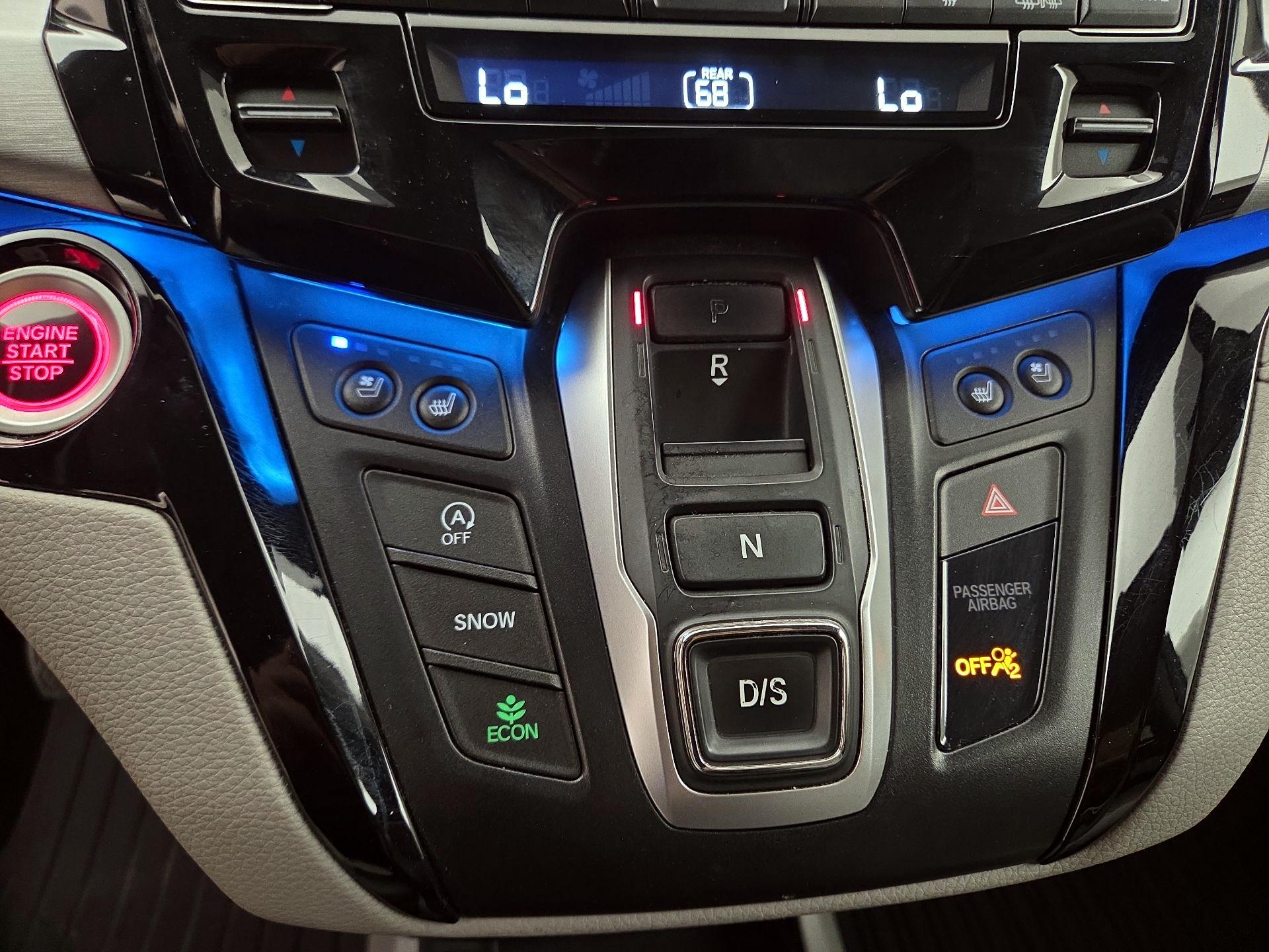 Thumbnail: 2018 Honda Odyssey - 18