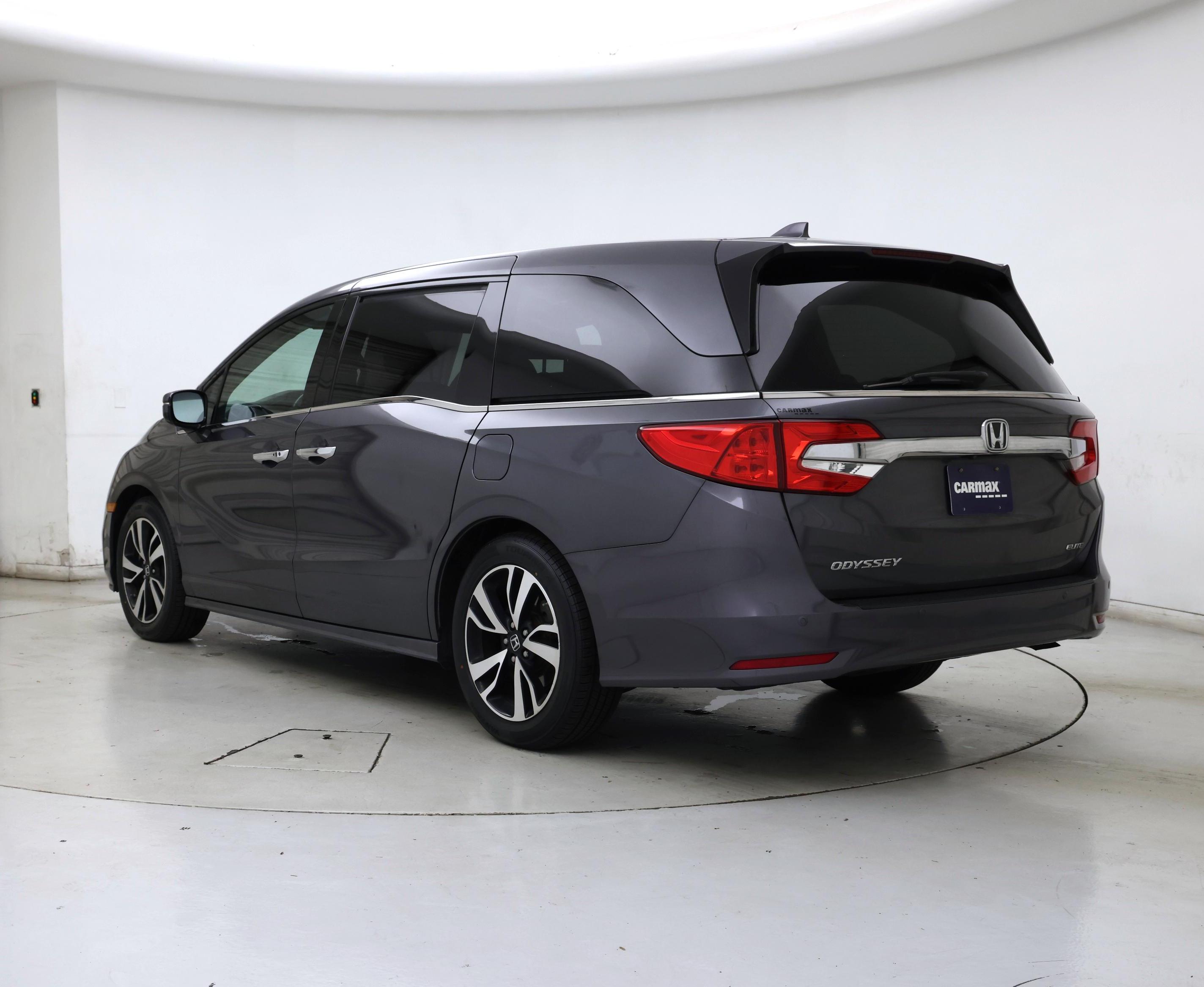 Thumbnail: 2018 Honda Odyssey - 2