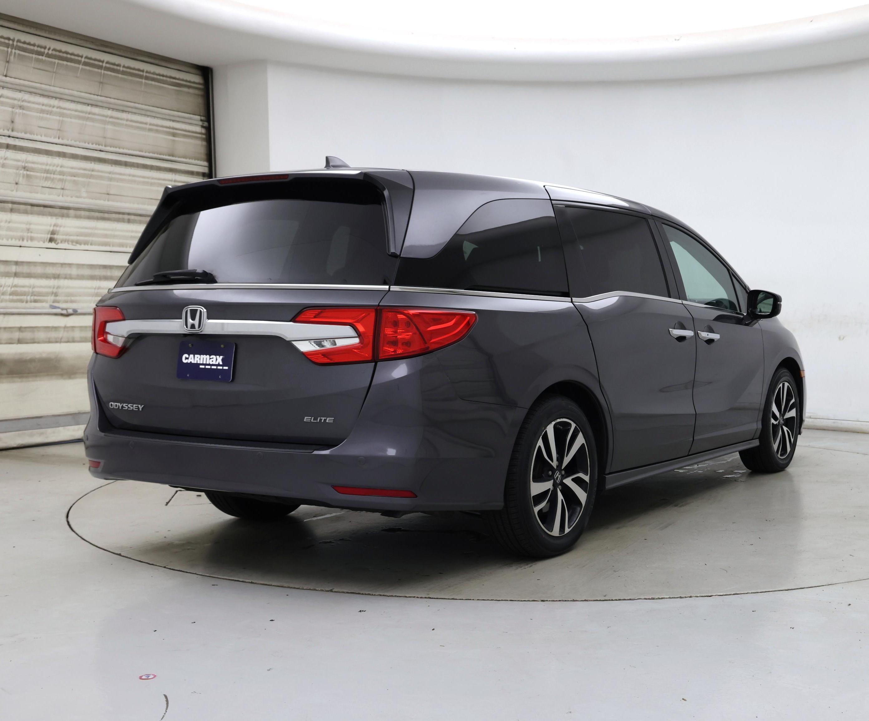 Thumbnail: 2018 Honda Odyssey - 8