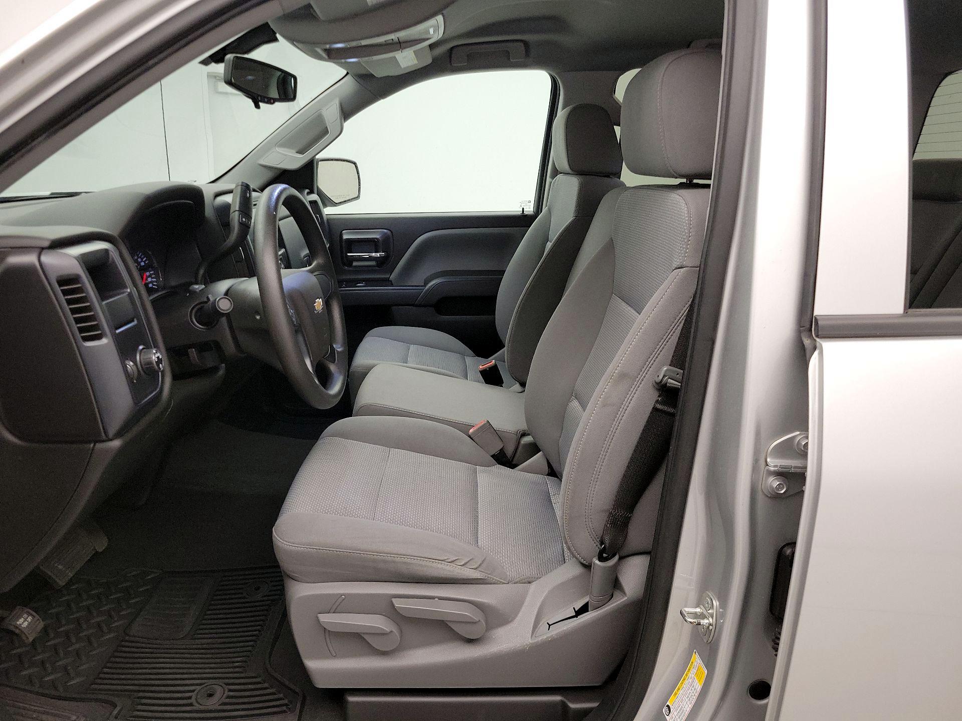 Thumbnail: 2018 Chevrolet Silverado 1500 - 11