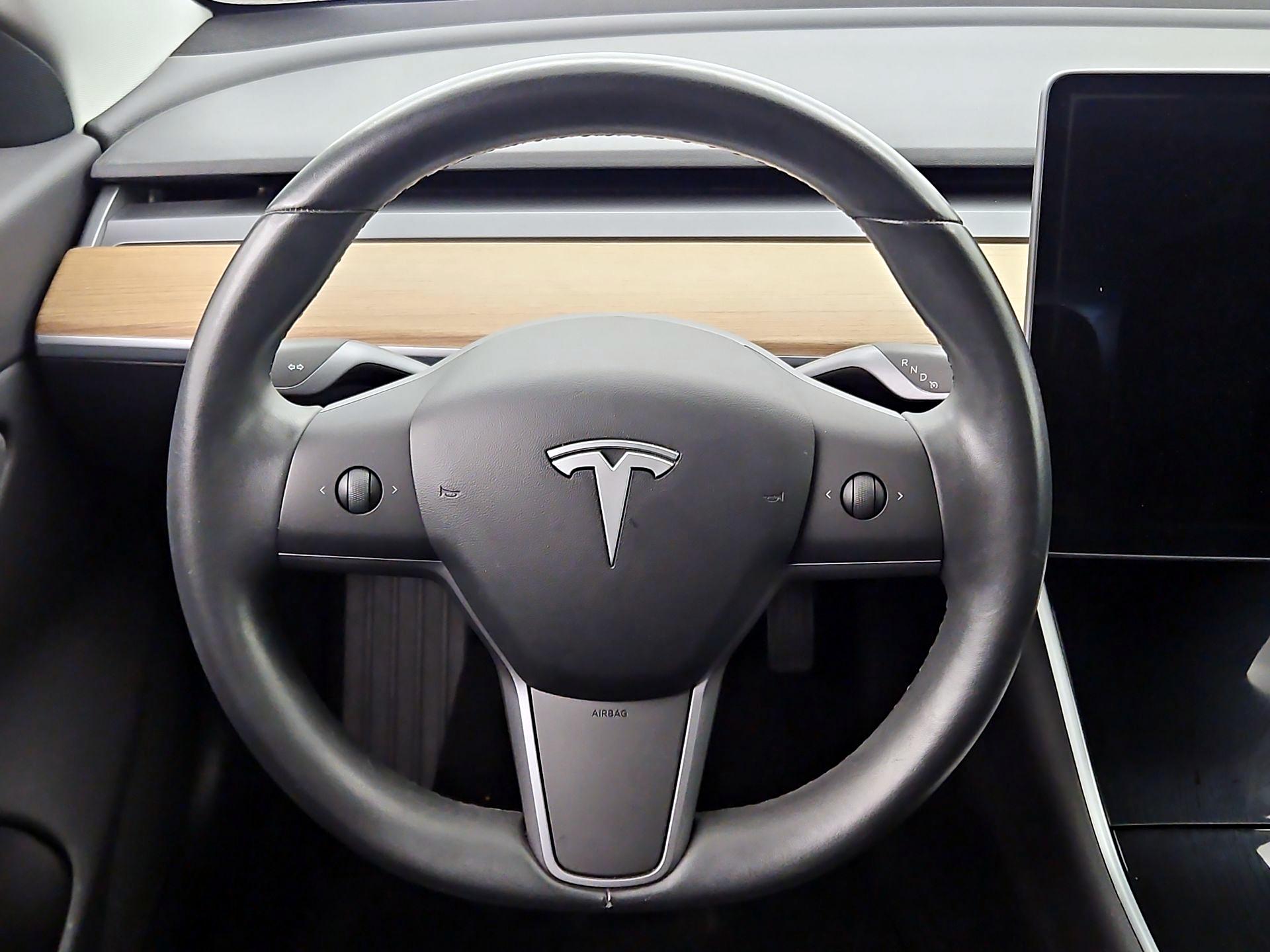 Thumbnail: 2019 Tesla Model 3 - 10