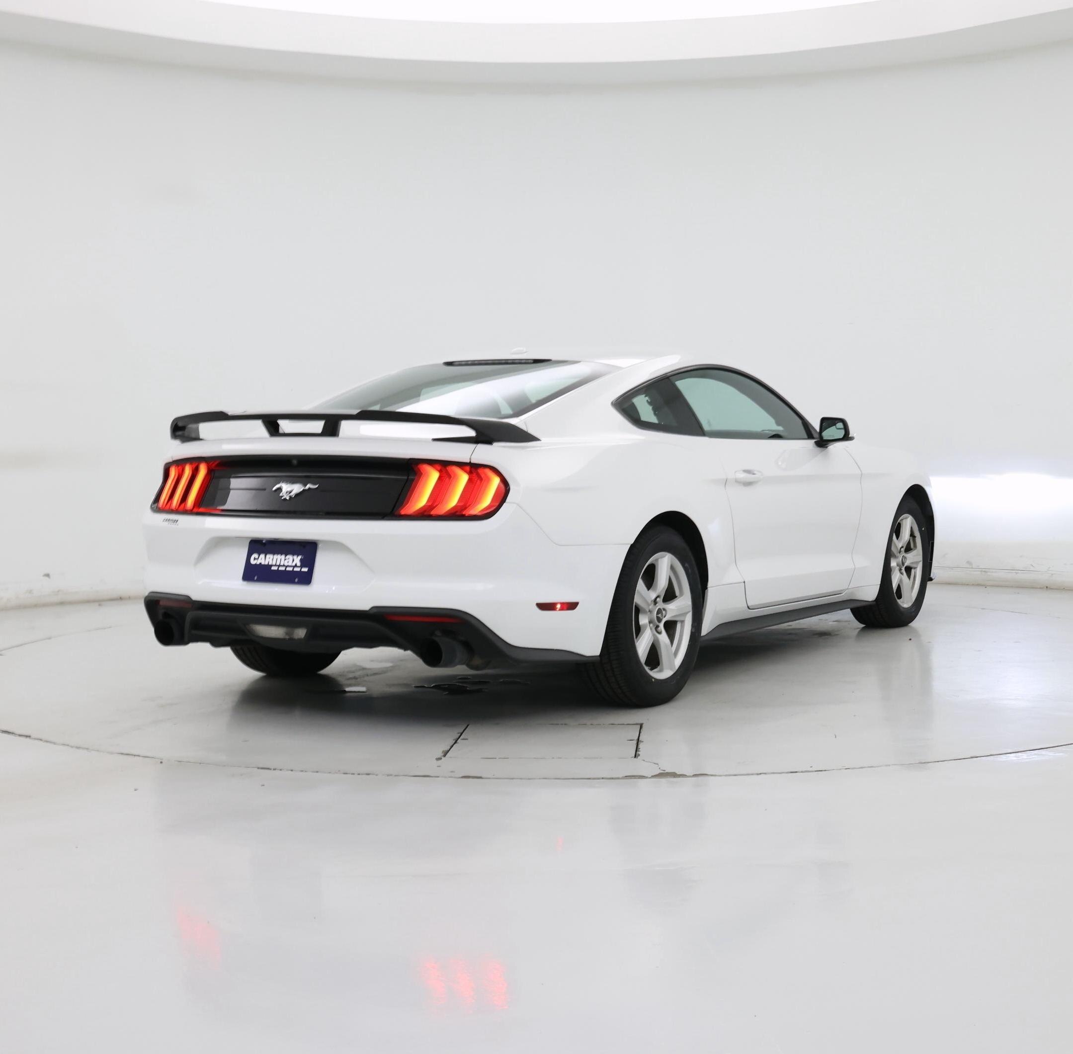 Thumbnail: 2019 Ford Mustang - 8