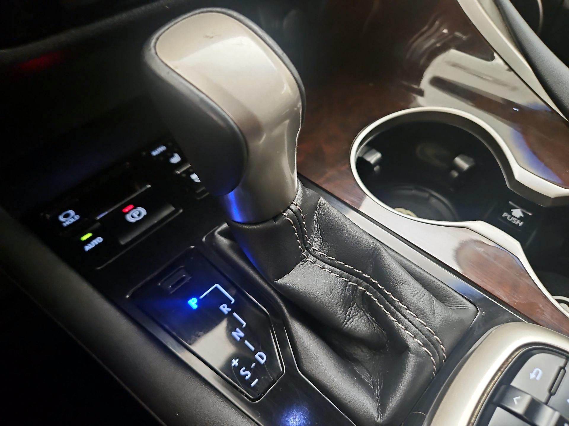 Thumbnail: 2016 Lexus RX - 18